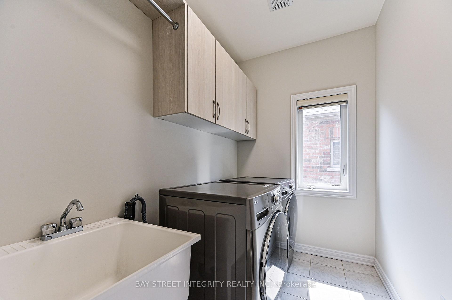 Photo 31 of 58 Henry Bauer Avenue, Markham, Berczy — HOMEH