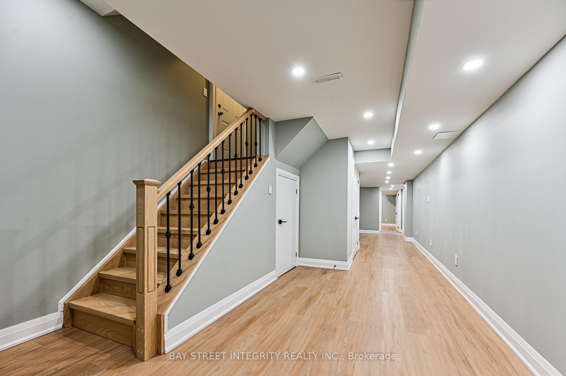 Photo 32 of 58 Henry Bauer Avenue, Markham, Berczy — HOMEH