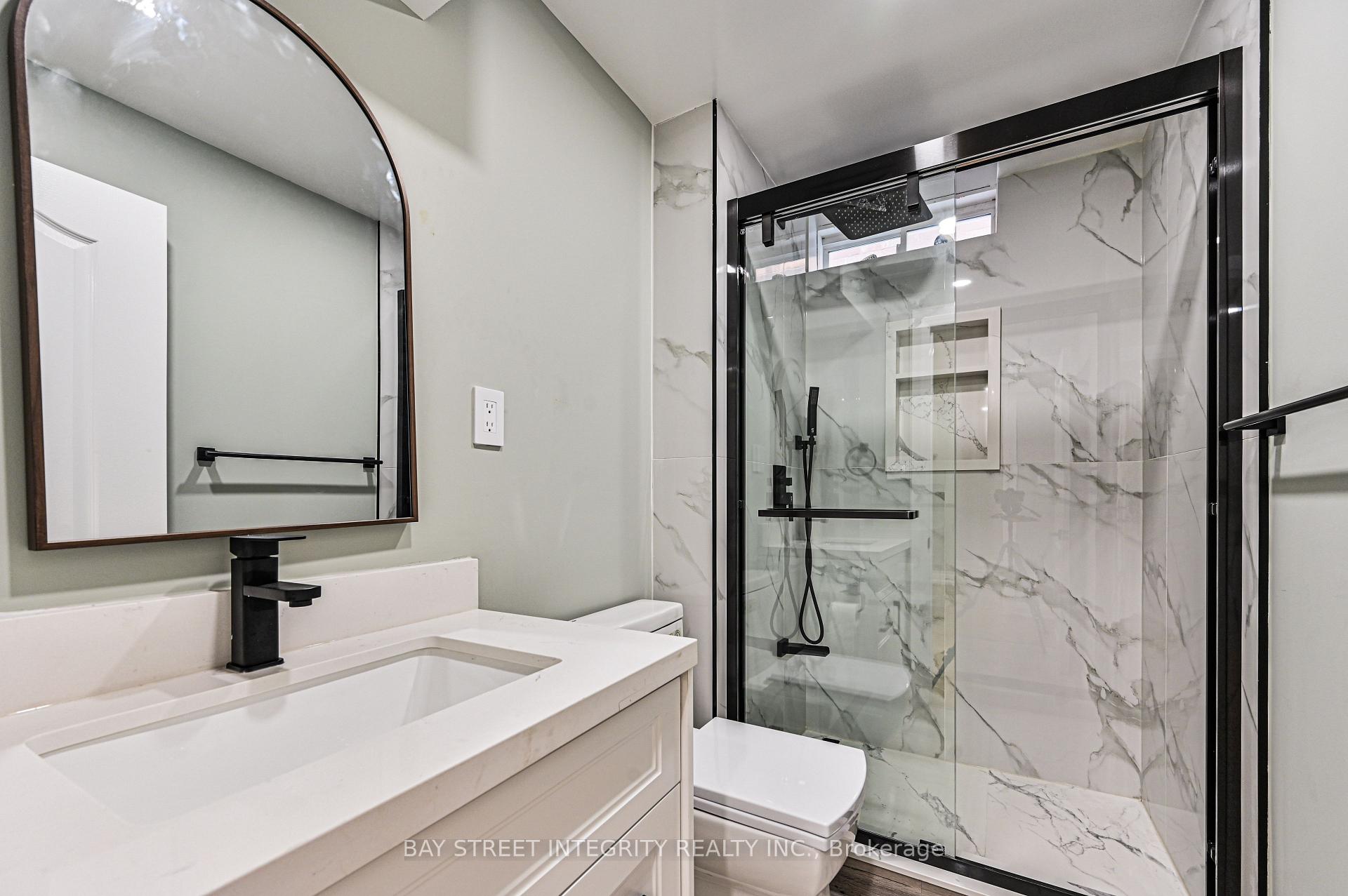 Photo 37 of 58 Henry Bauer Avenue, Markham, Berczy — HOMEH