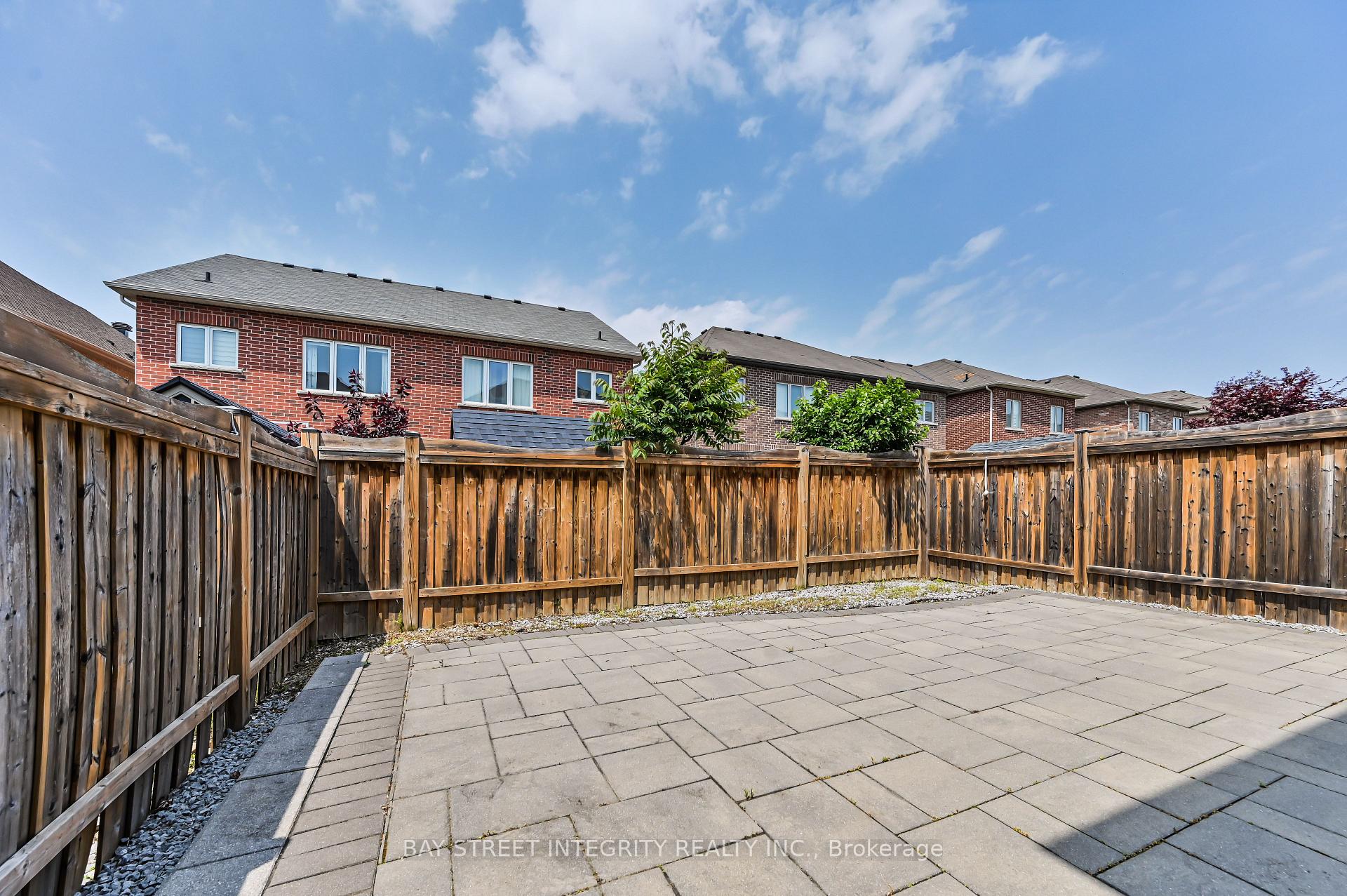 Photo 40 of 58 Henry Bauer Avenue, Markham, Berczy — HOMEH
