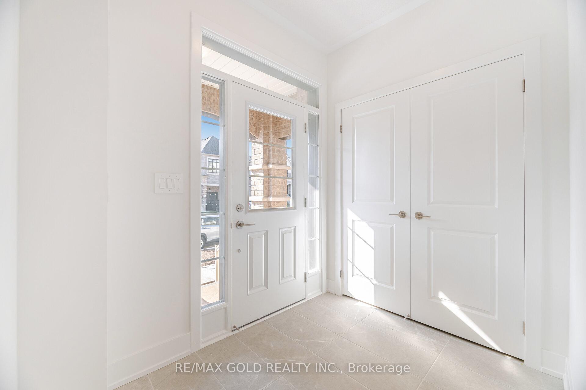 Photo 3 of 303 Bergamot Avenue, Milton, Walker — HOMEH