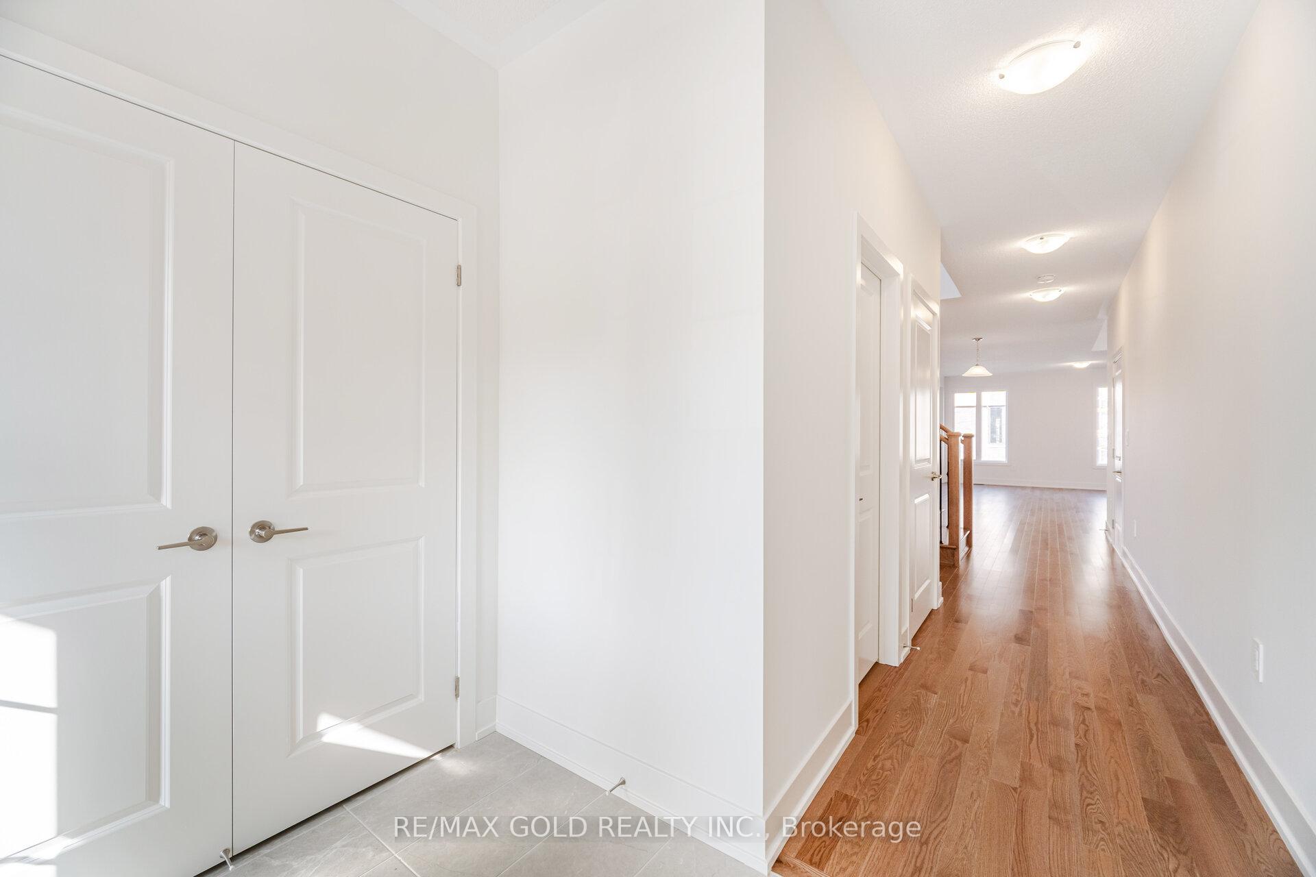 Photo 4 of 303 Bergamot Avenue, Milton, Walker — HOMEH