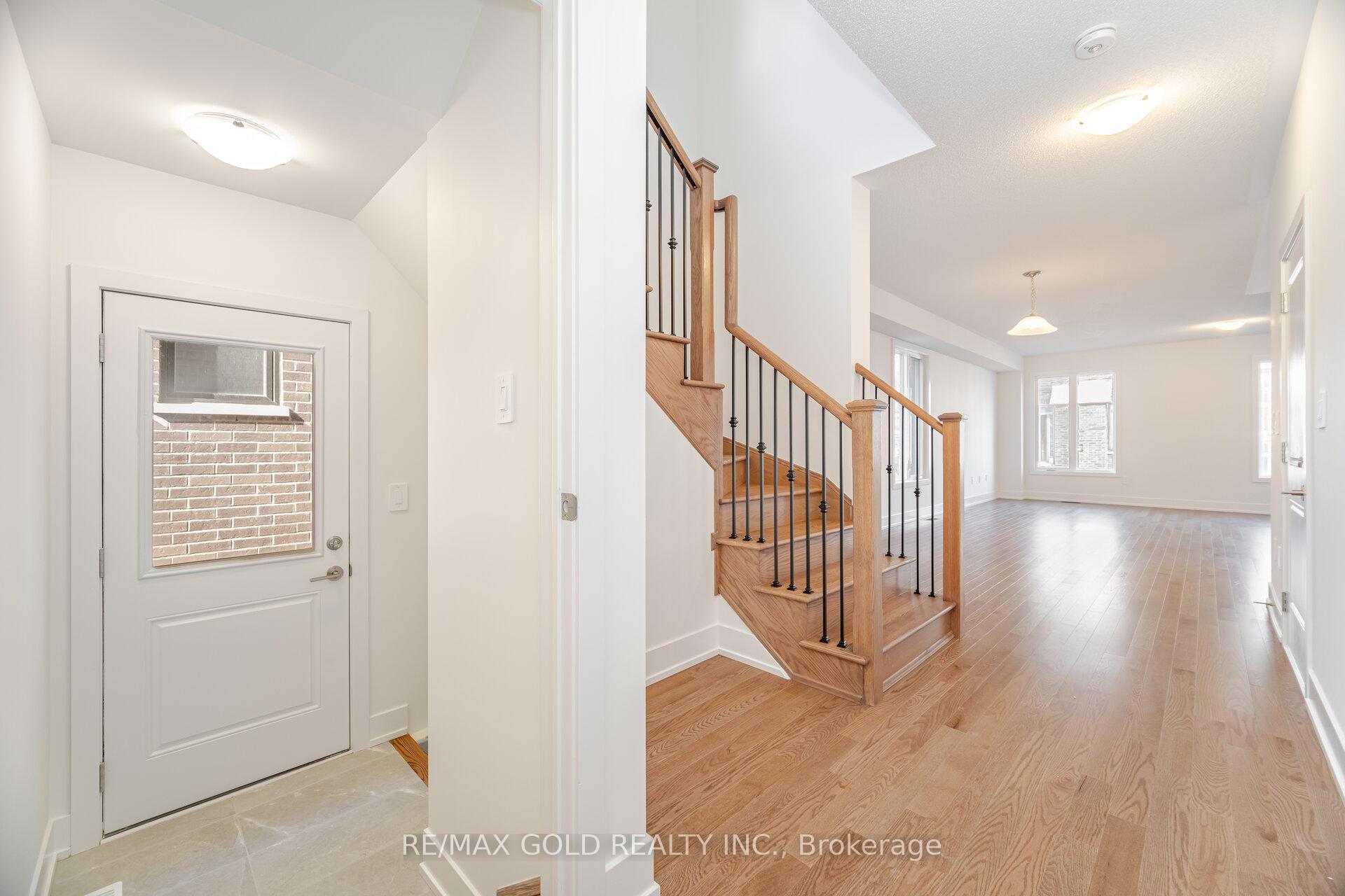 Photo 25 of 303 Bergamot Avenue, Milton, Walker — HOMEH