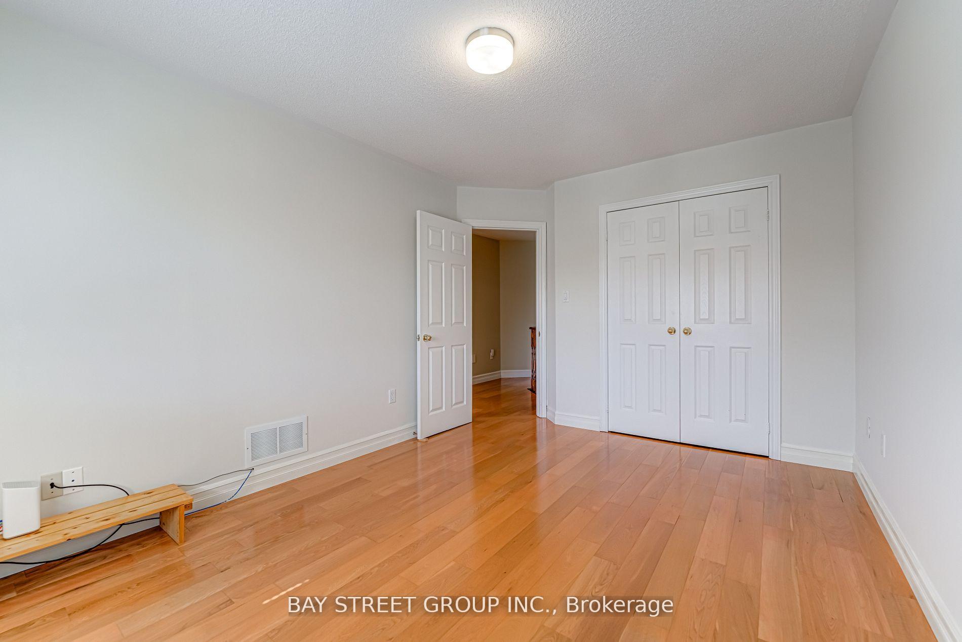 Photo 27 of 62 Warren Bradley Street, Markham, Berczy — HOMEH