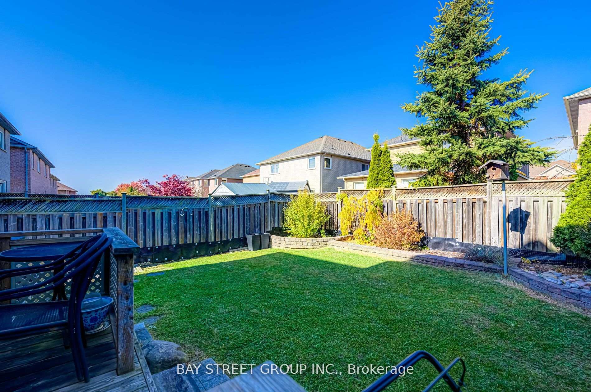 Photo 31 of 62 Warren Bradley Street, Markham, Berczy — HOMEH