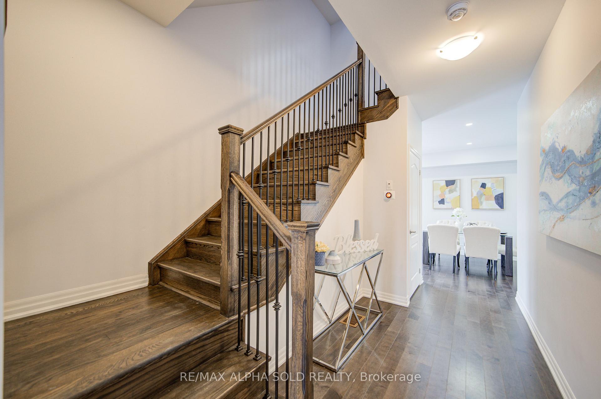 Photo 6 of 39 Crofting Crescent, Markham, Wismer — HOMEH