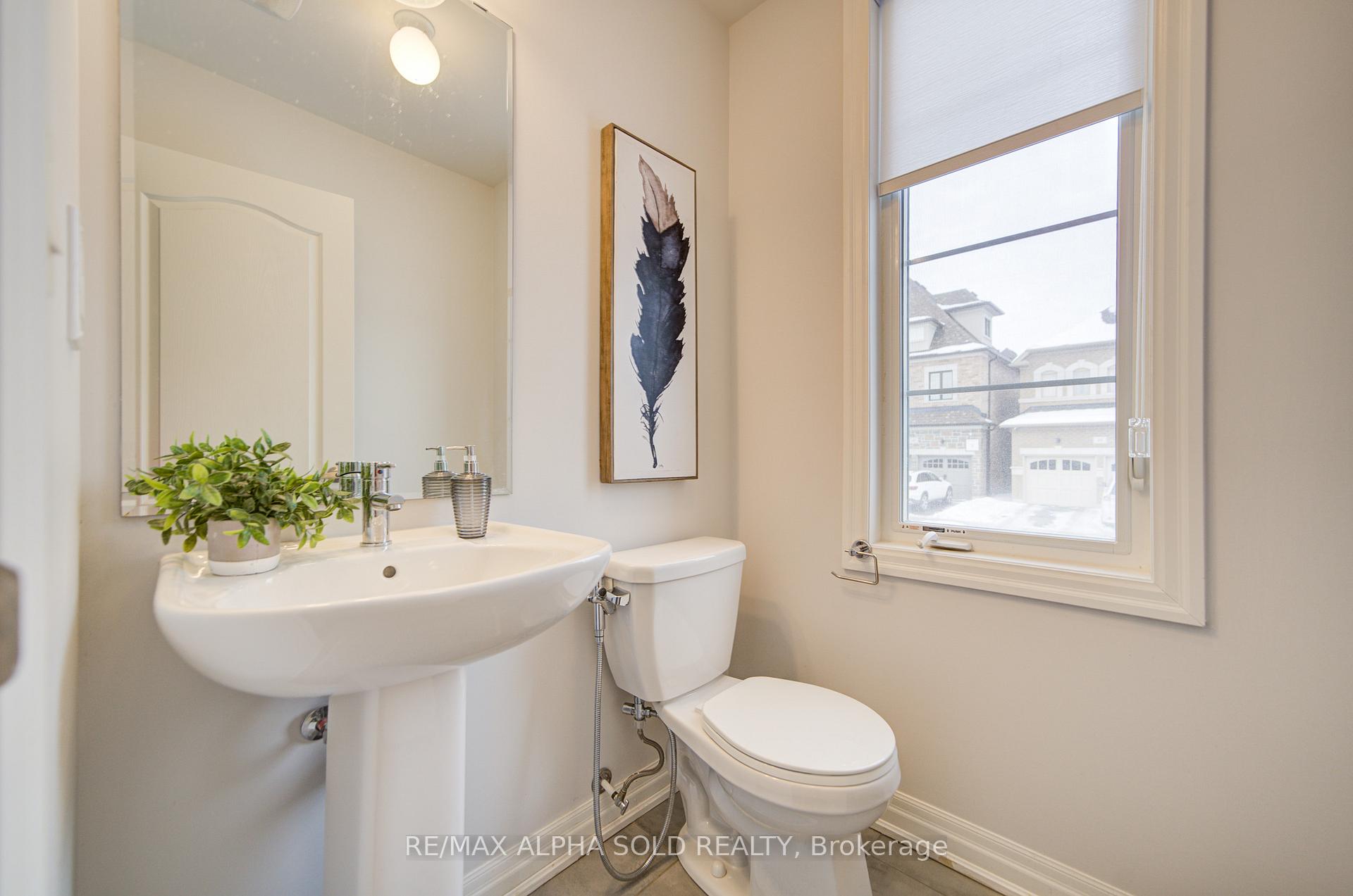 Photo 10 of 39 Crofting Crescent, Markham, Wismer — HOMEH