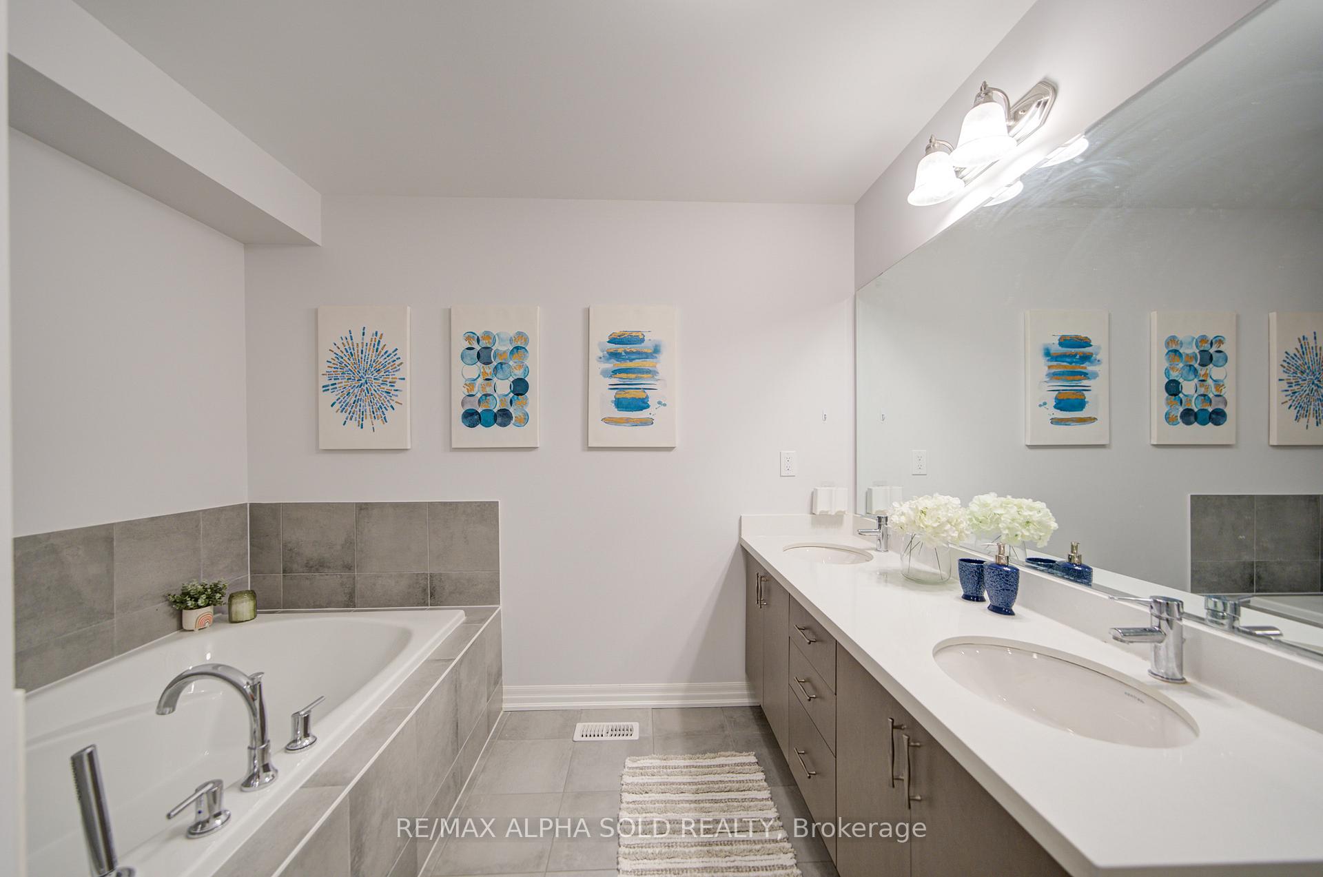 Photo 20 of 39 Crofting Crescent, Markham, Wismer — HOMEH