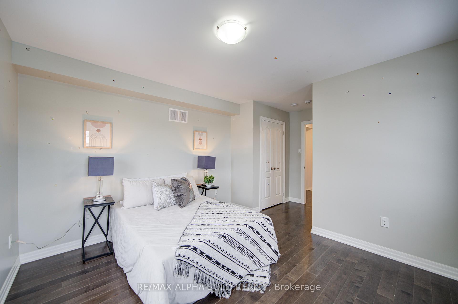 Photo 28 of 39 Crofting Crescent, Markham, Wismer — HOMEH