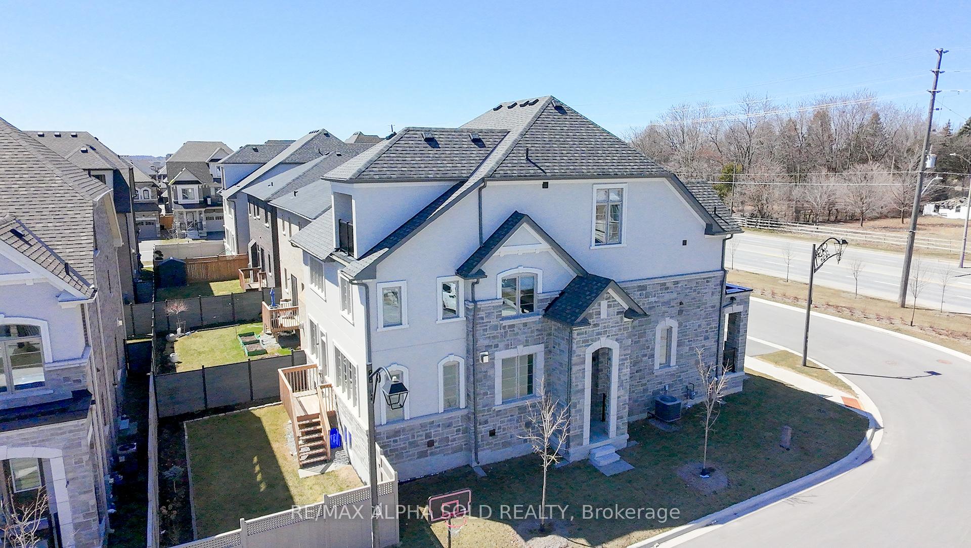 Photo 45 of 39 Crofting Crescent, Markham, Wismer — HOMEH