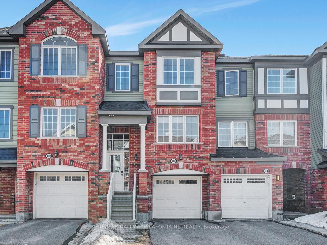 Front of 412 Coldwater Crescent