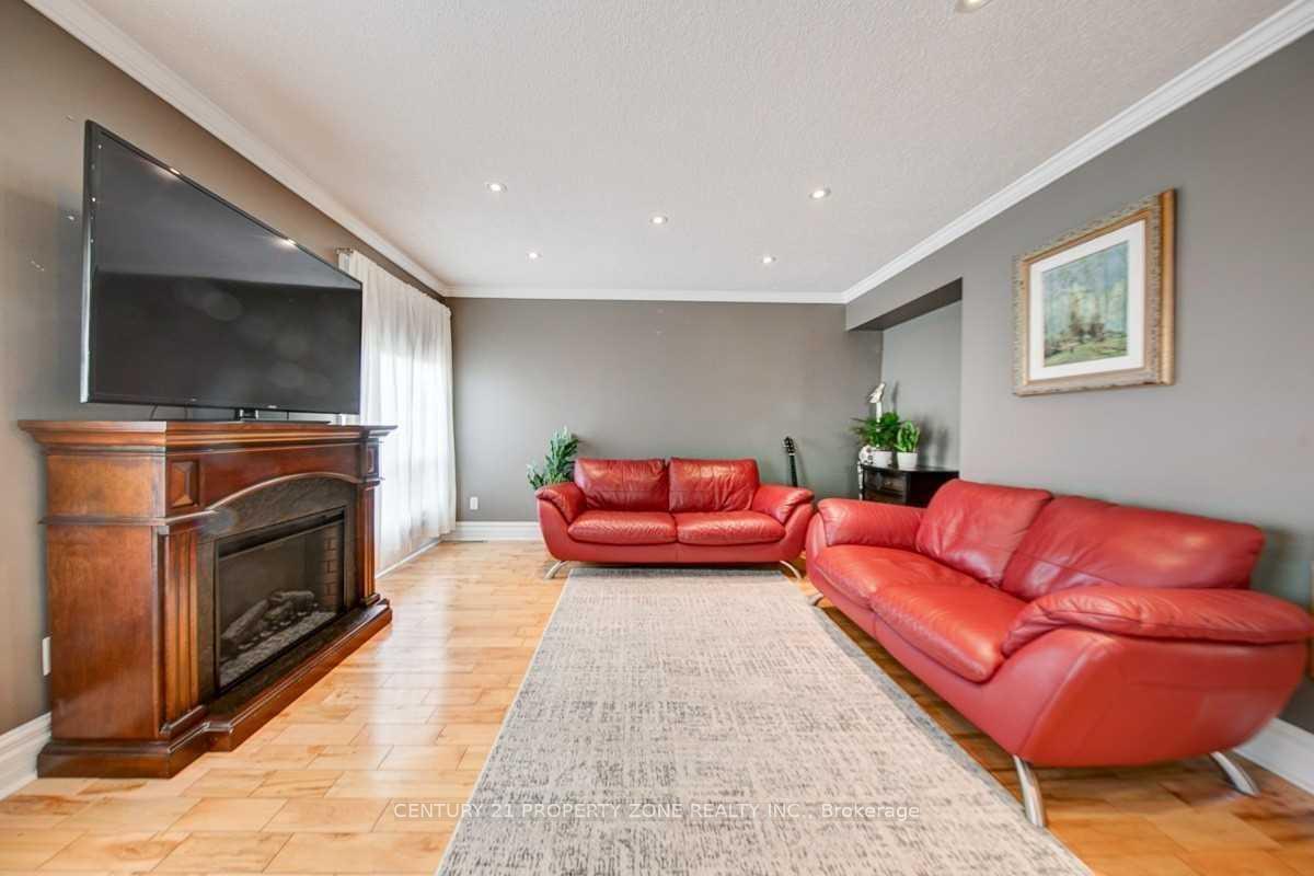 Photo 7 of 493 Trudeau Drive, Milton, Clarke — HOMEH