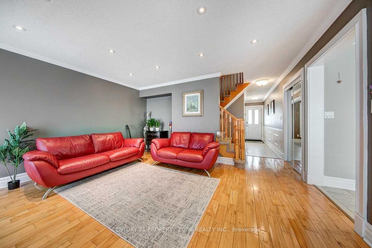 Photo 8 of 493 Trudeau Drive, Milton, Clarke — HOMEH