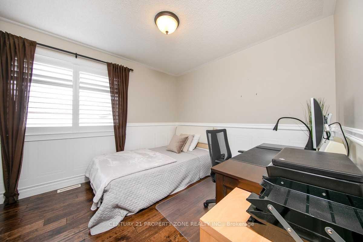 Photo 14 of 493 Trudeau Drive, Milton, Clarke — HOMEH