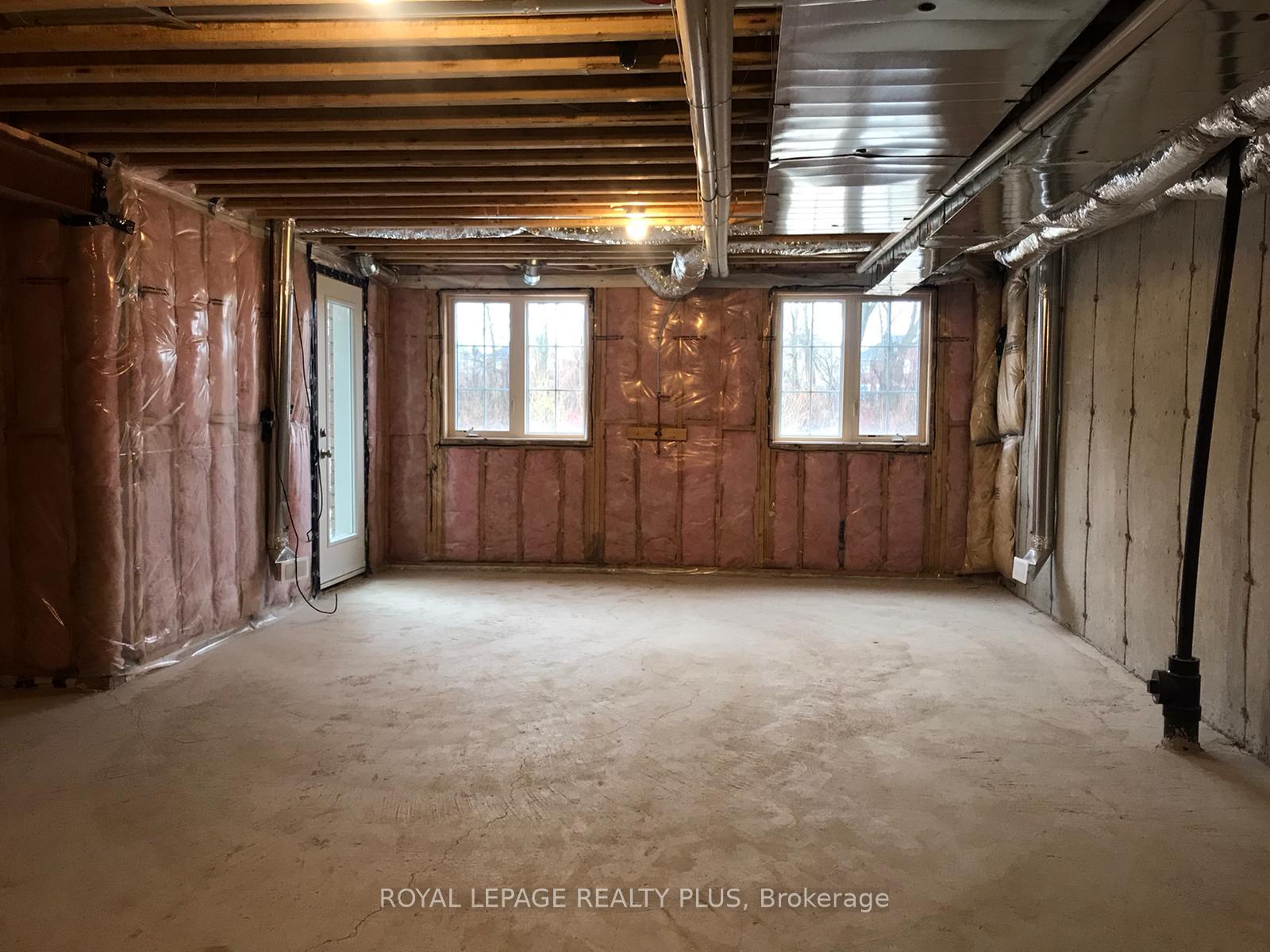 Photo 15 of 55 Riverwalk Drive, Hamilton, Waterdown — HOMEH