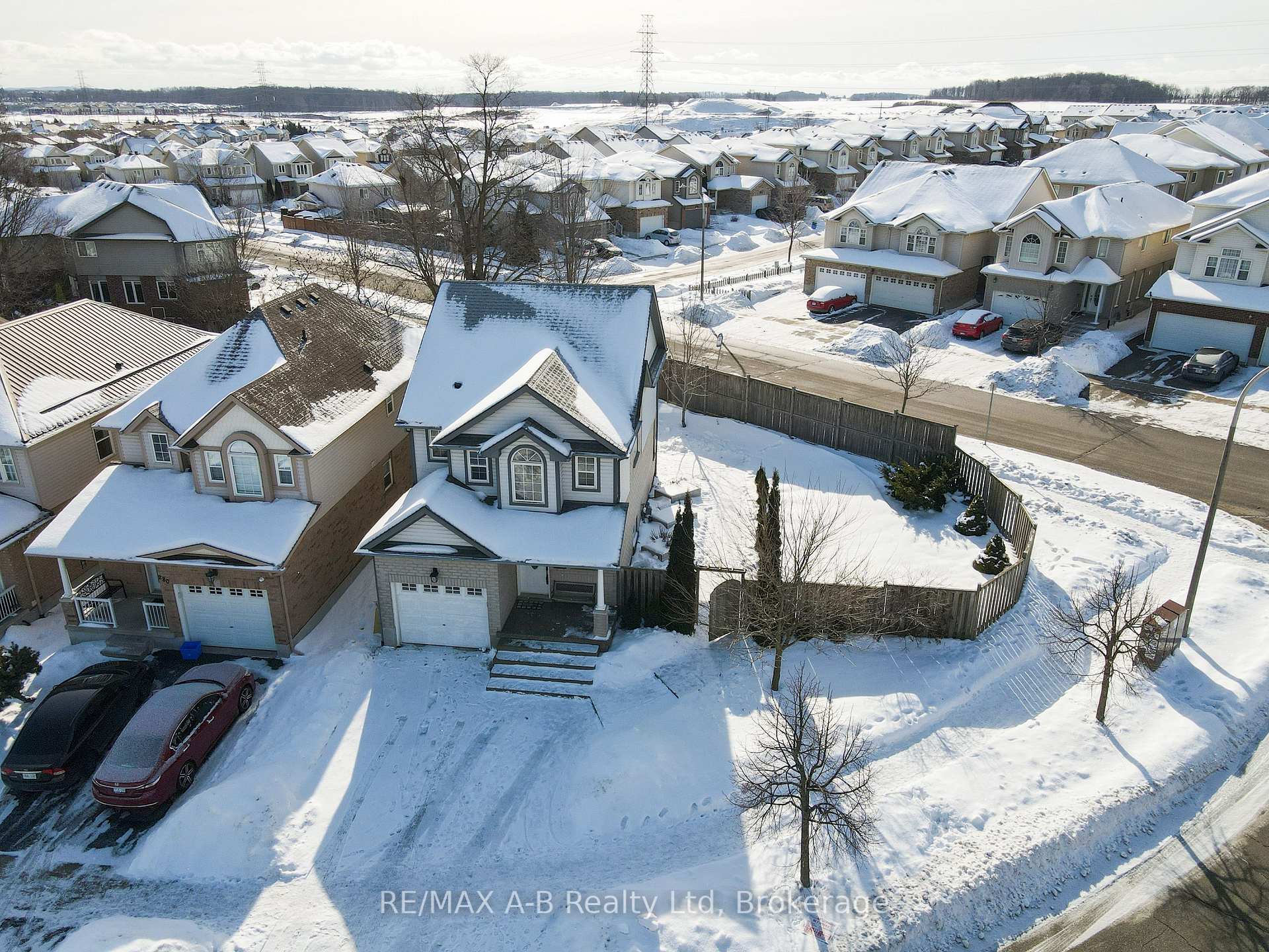Photo 26 of 284 Bridlewreath Street, Kitchener — HOMEH