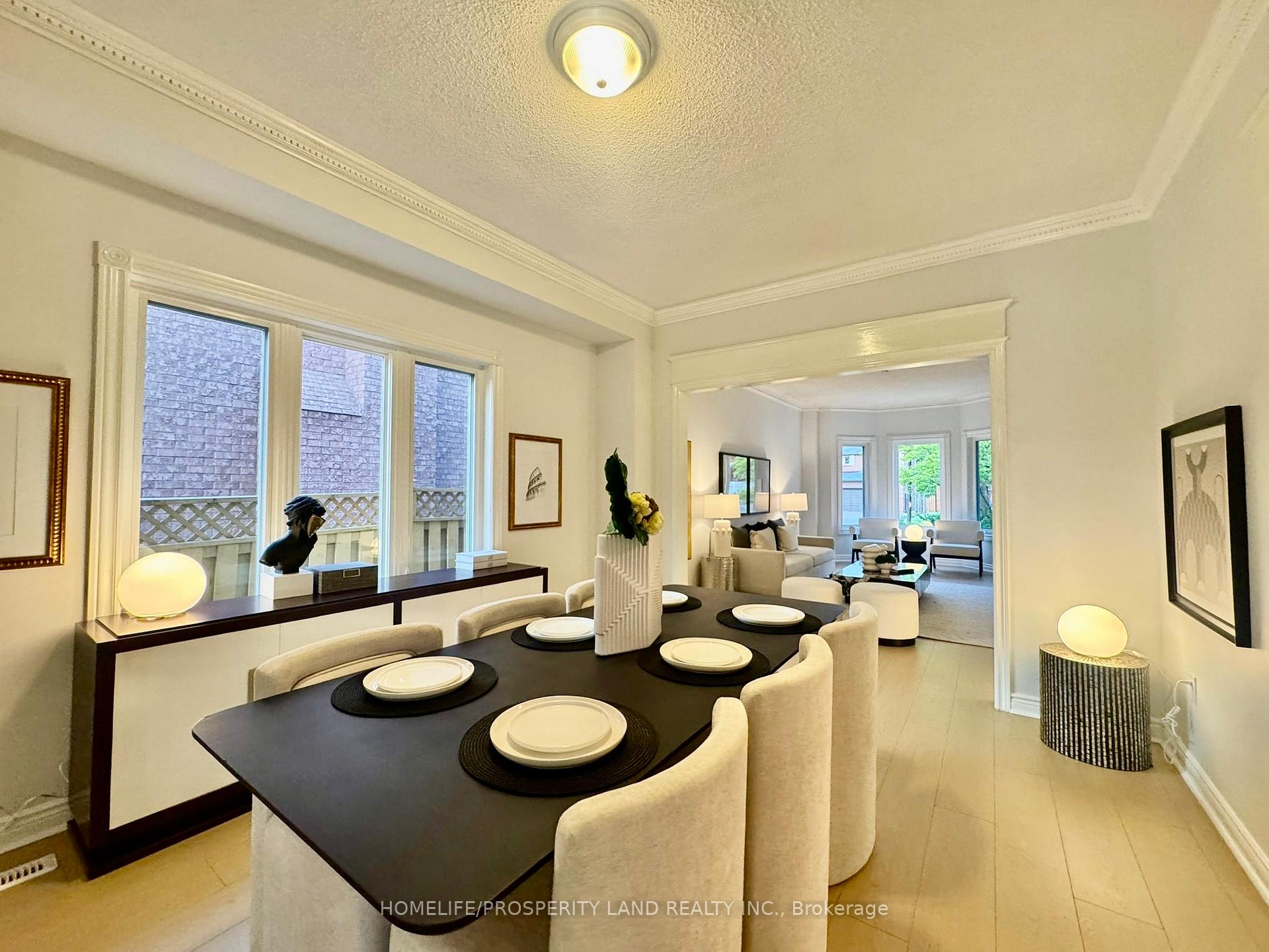 Photo 5 of 30 Tenbury Drive, Markham, Unionville — HOMEH