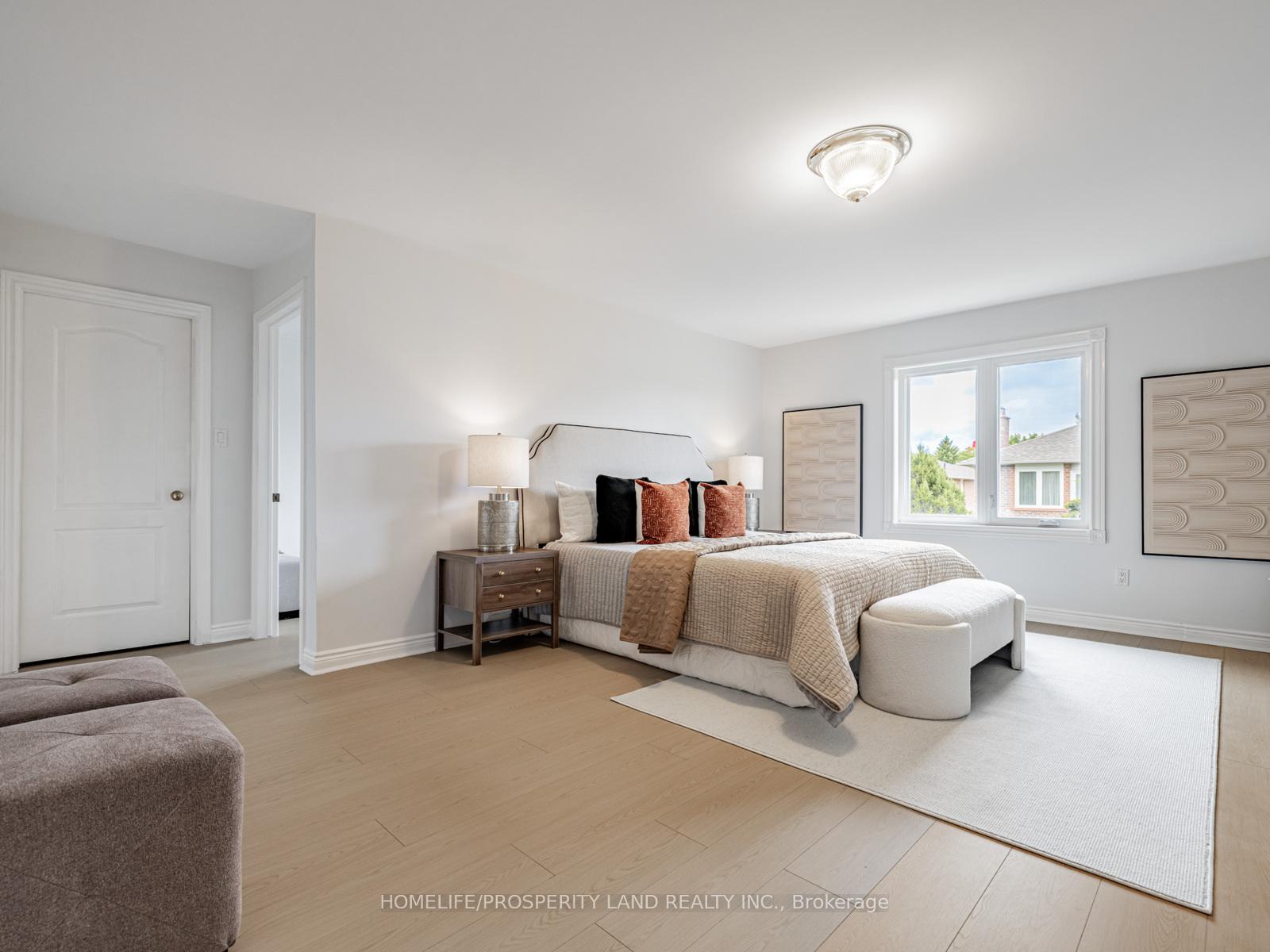 Photo 15 of 30 Tenbury Drive, Markham, Unionville — HOMEH
