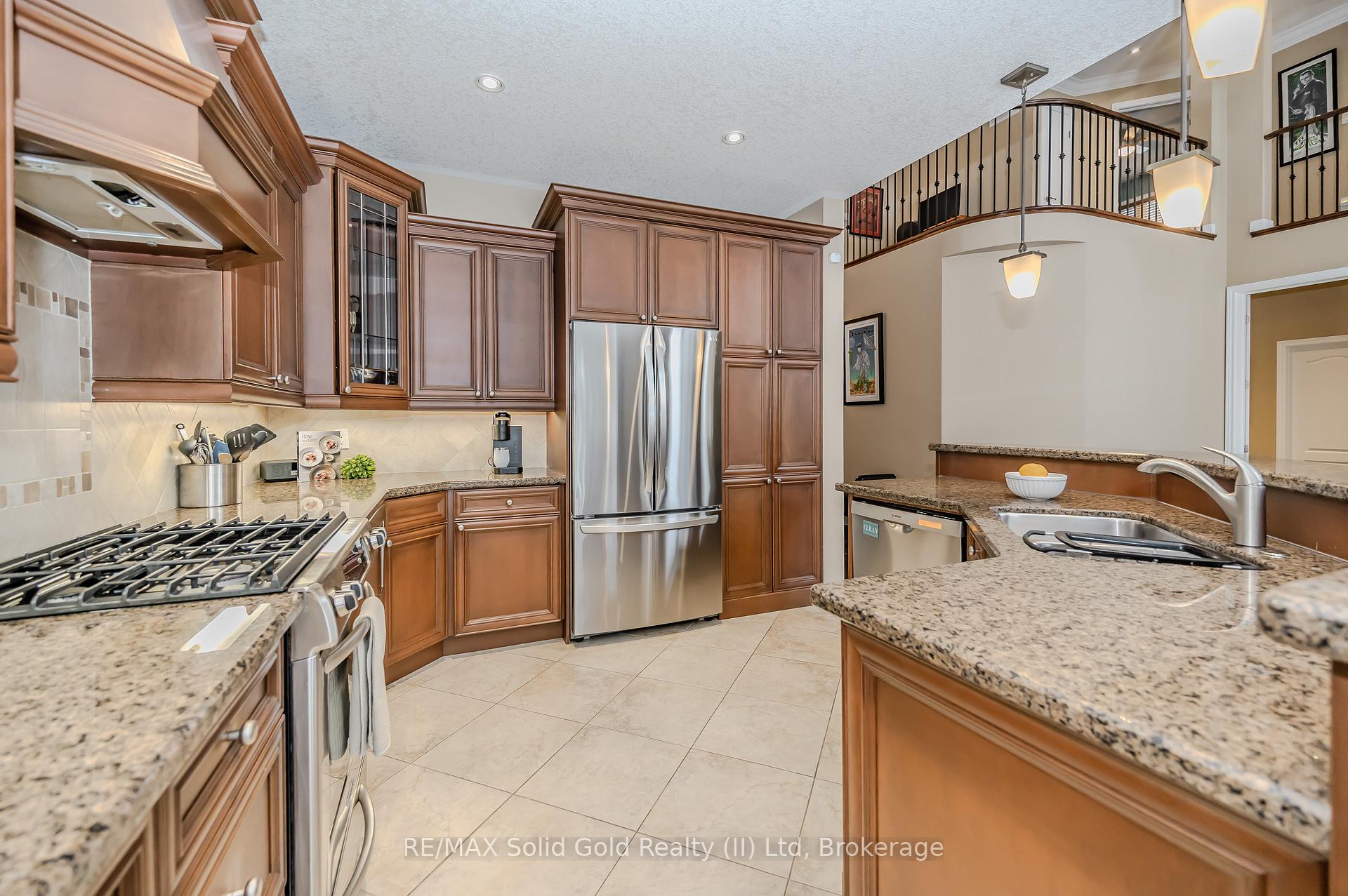 Photo 16 of 291 Sims Estate Drive, Kitchener — HOMEH