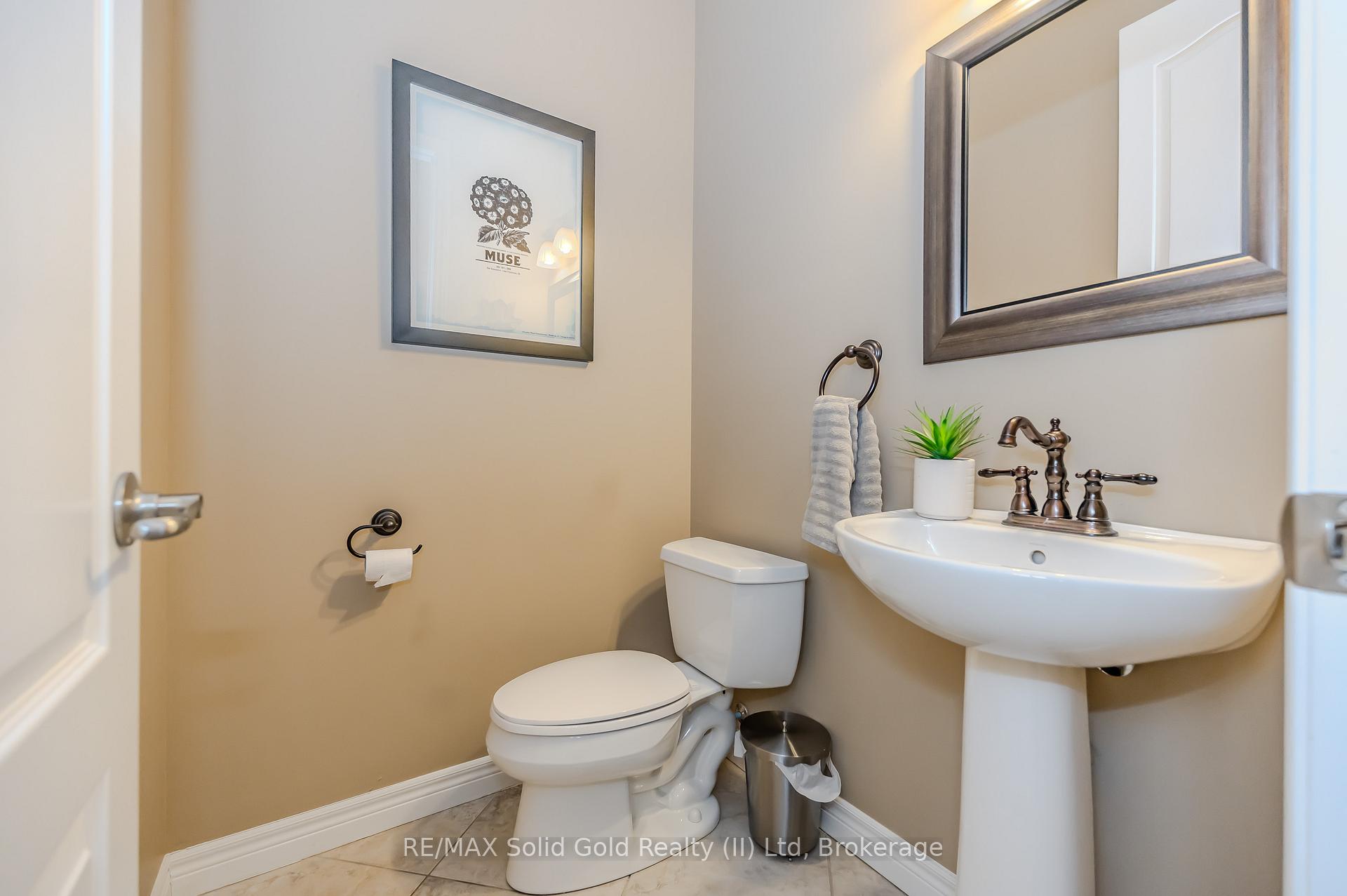 Photo 21 of 291 Sims Estate Drive, Kitchener — HOMEH