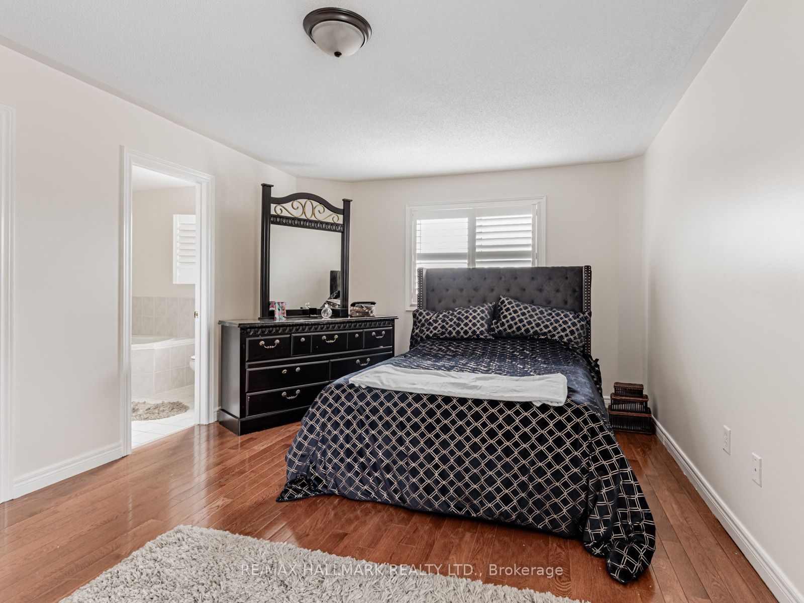 Photo 52 of 156 Bachman Drive, Vaughan, Maple — HOMEH