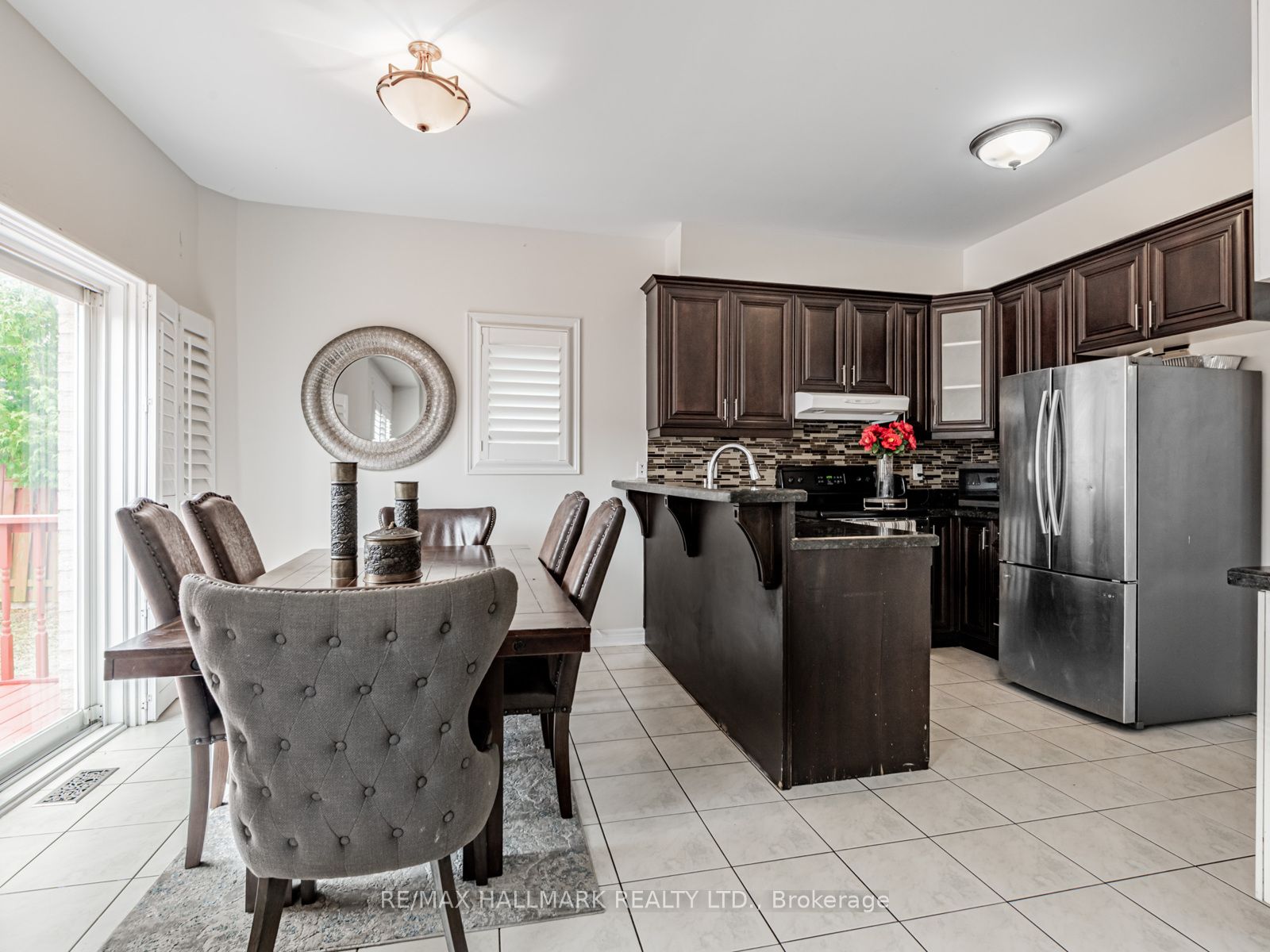 Photo 46 of 156 Bachman Drive, Vaughan, Maple — HOMEH