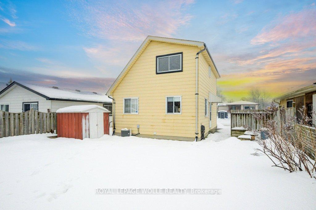 Photo 31 of 18 Barwood Crescent, Kitchener — HOMEH