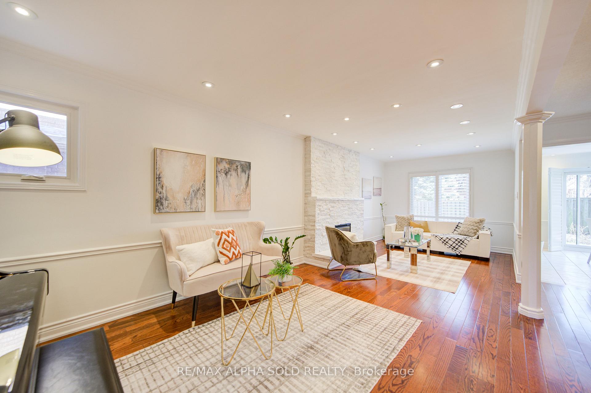 Photo 2 of 474 Raymerville Drive, Markham, Raymerville — HOMEH