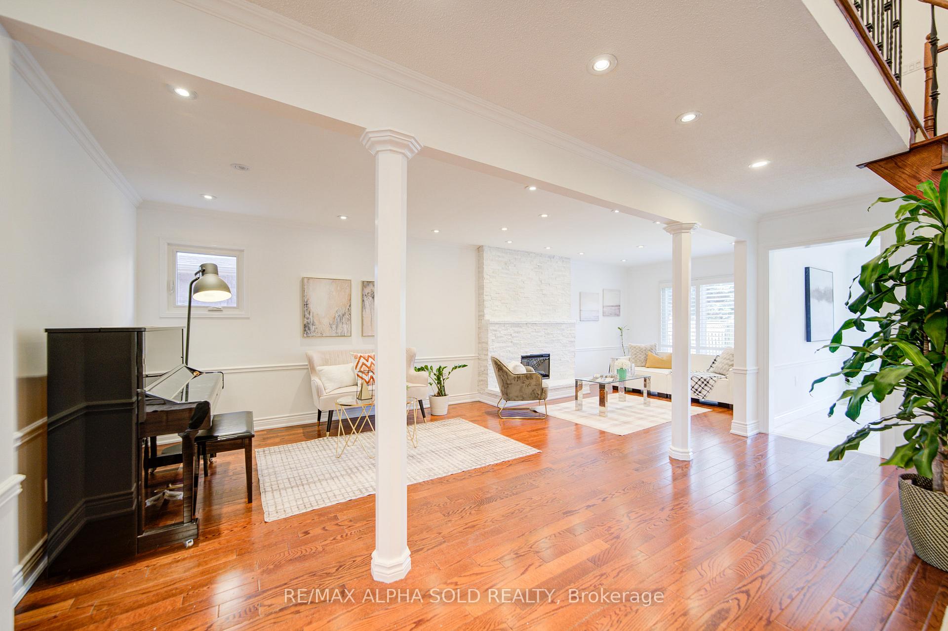 Photo 6 of 474 Raymerville Drive, Markham, Raymerville — HOMEH