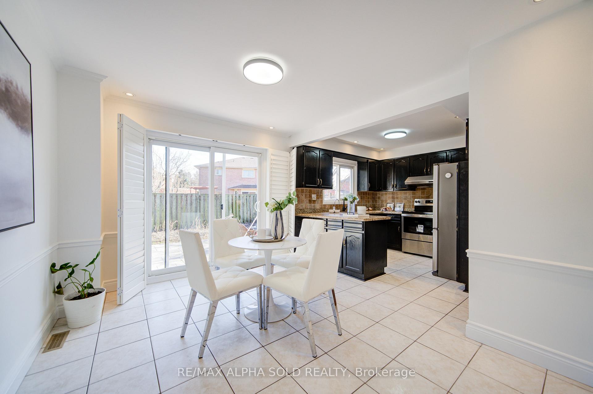 Photo 18 of 474 Raymerville Drive, Markham, Raymerville — HOMEH
