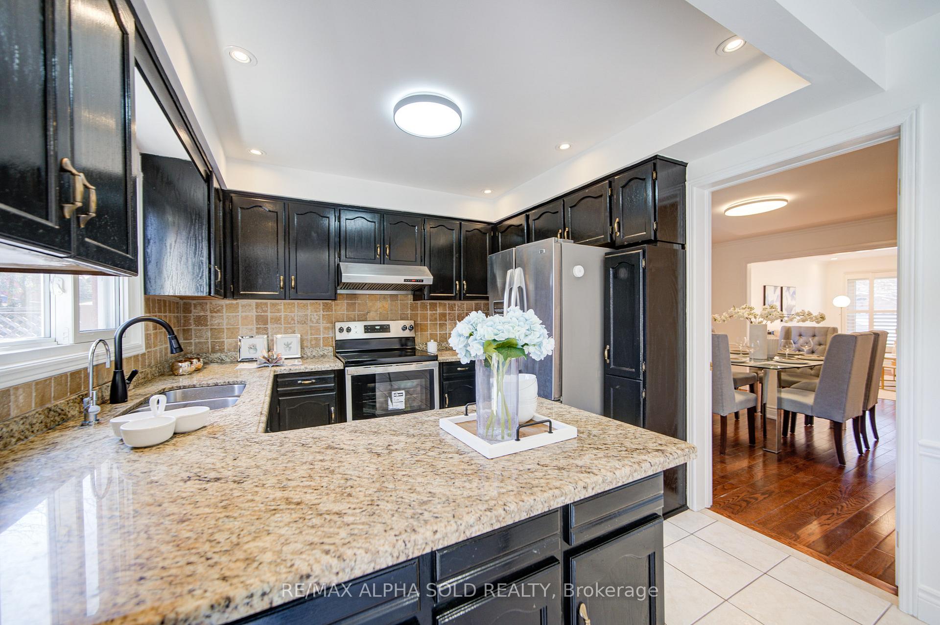 Photo 20 of 474 Raymerville Drive, Markham, Raymerville — HOMEH