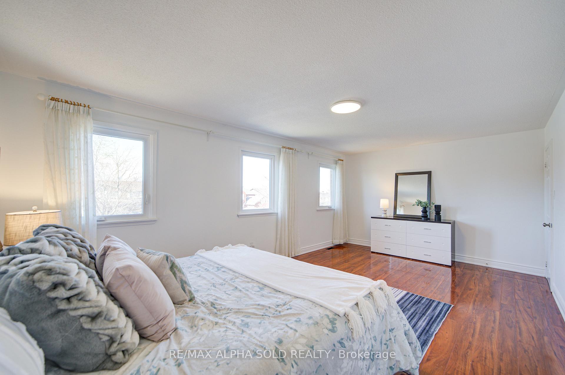 Photo 26 of 474 Raymerville Drive, Markham, Raymerville — HOMEH