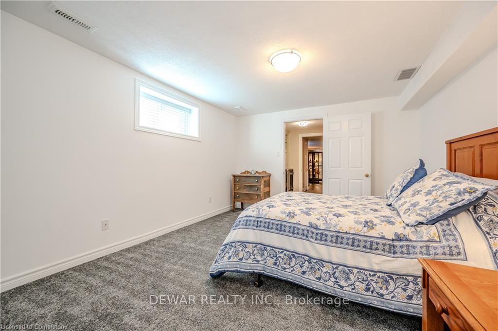 Photo 24 of 179 Doon Mills Drive, Kitchener — HOMEH