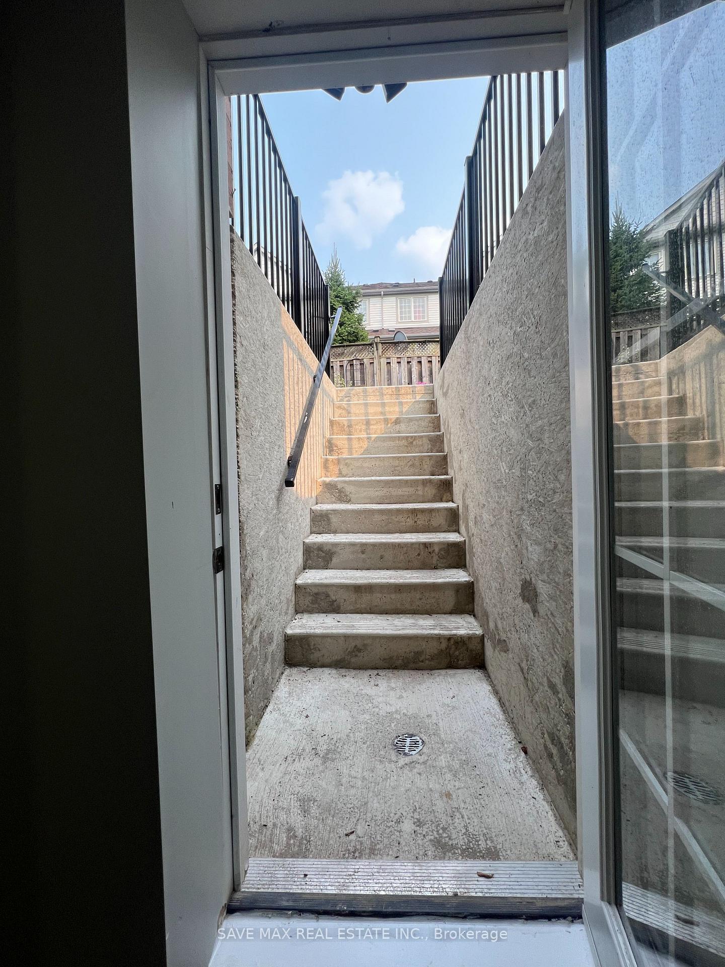 Photo 15 of 1176 Houston Drive, Milton, Clarke — HOMEH