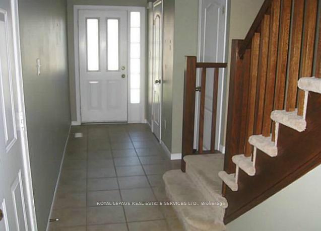 Photo 3 of 598 Southridge Drive, Hamilton, Mountview — HOMEH