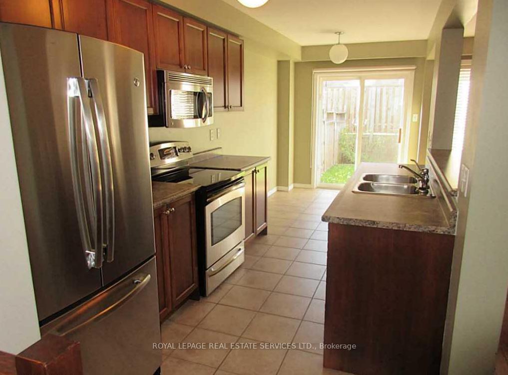 Photo 8 of 598 Southridge Drive, Hamilton, Mountview — HOMEH