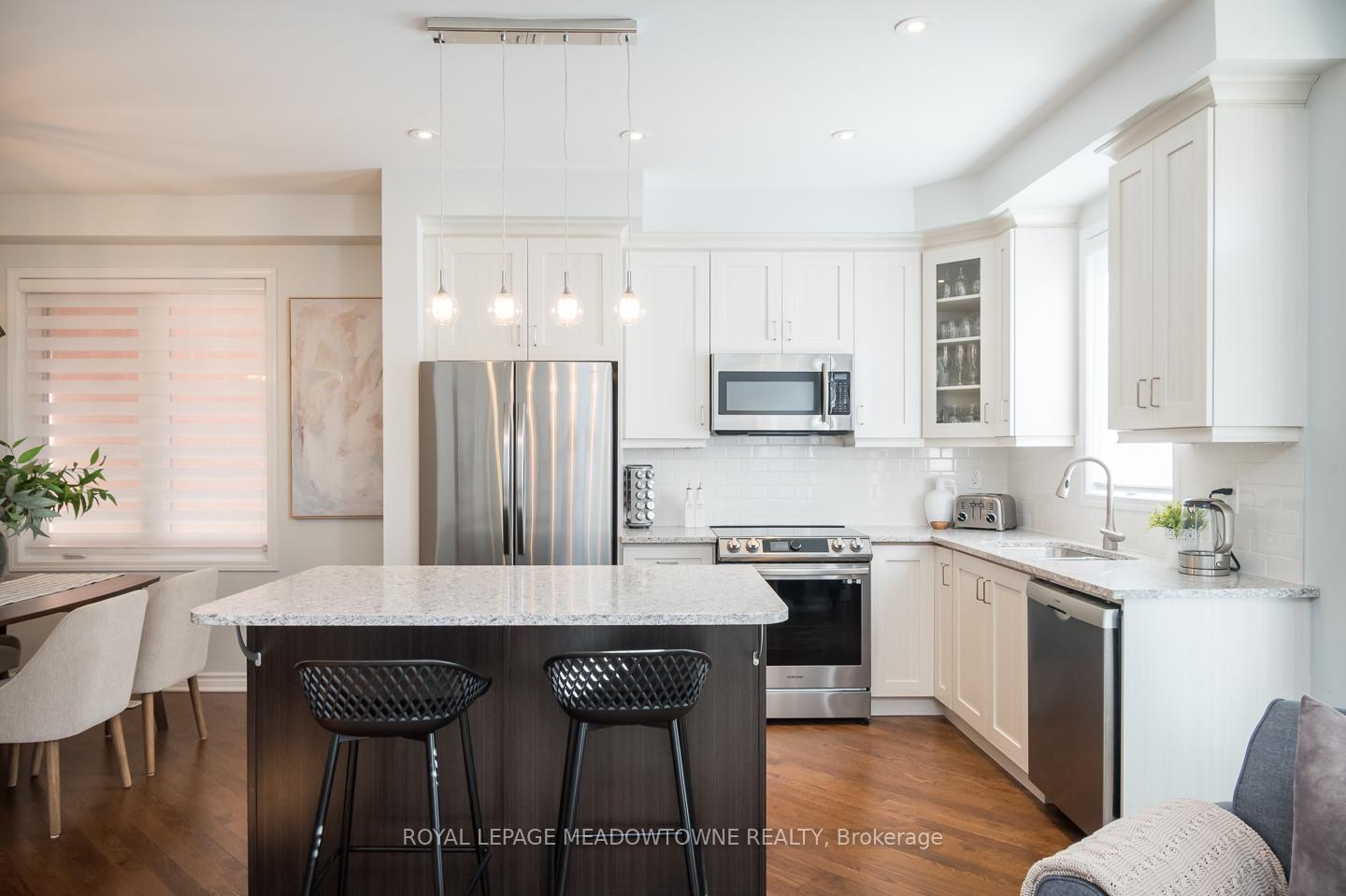 Photo 12 of 1298 Orr Terrace, Milton, Ford — HOMEH