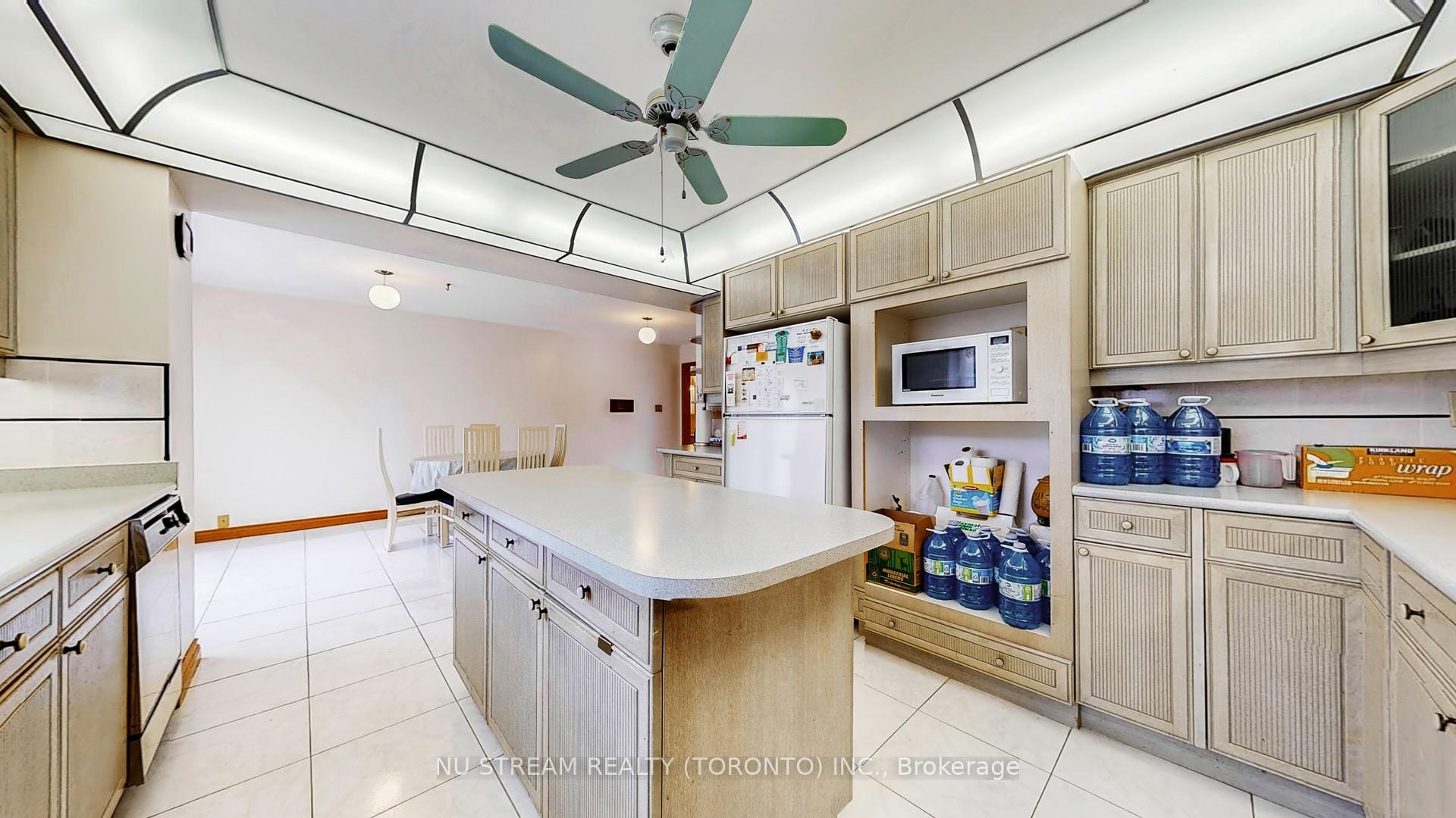 Photo 13 of 2 Winston Road, Markham, Milliken Mills East — HOMEH