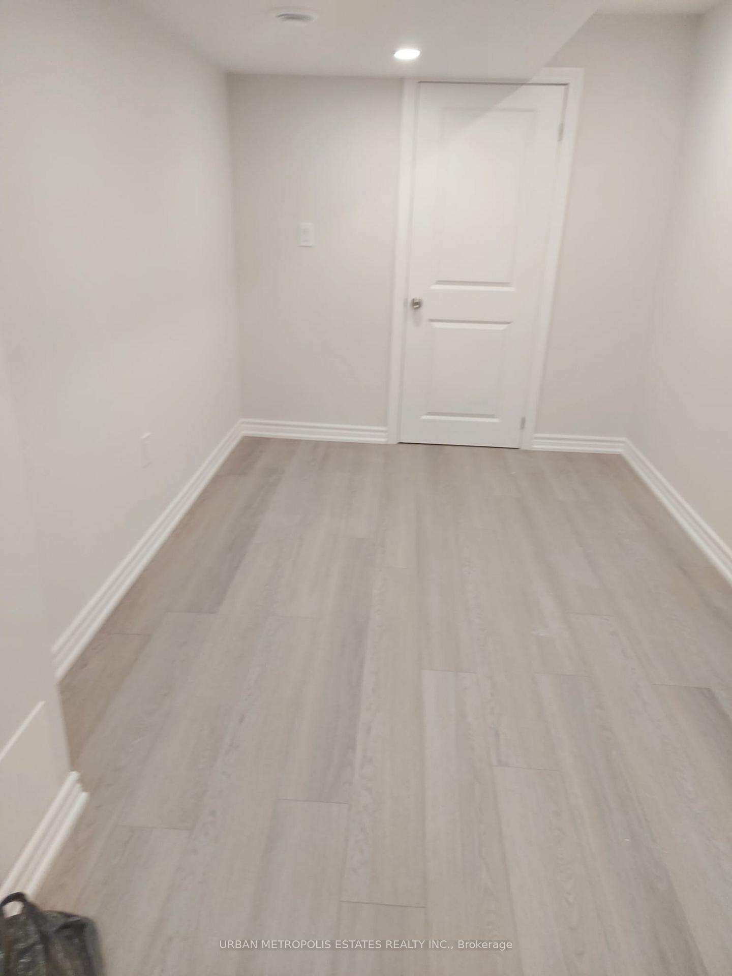 Photo 3 of Unit Basement, 56 Liam Lane, Markham, Cedarwood — HOMEH