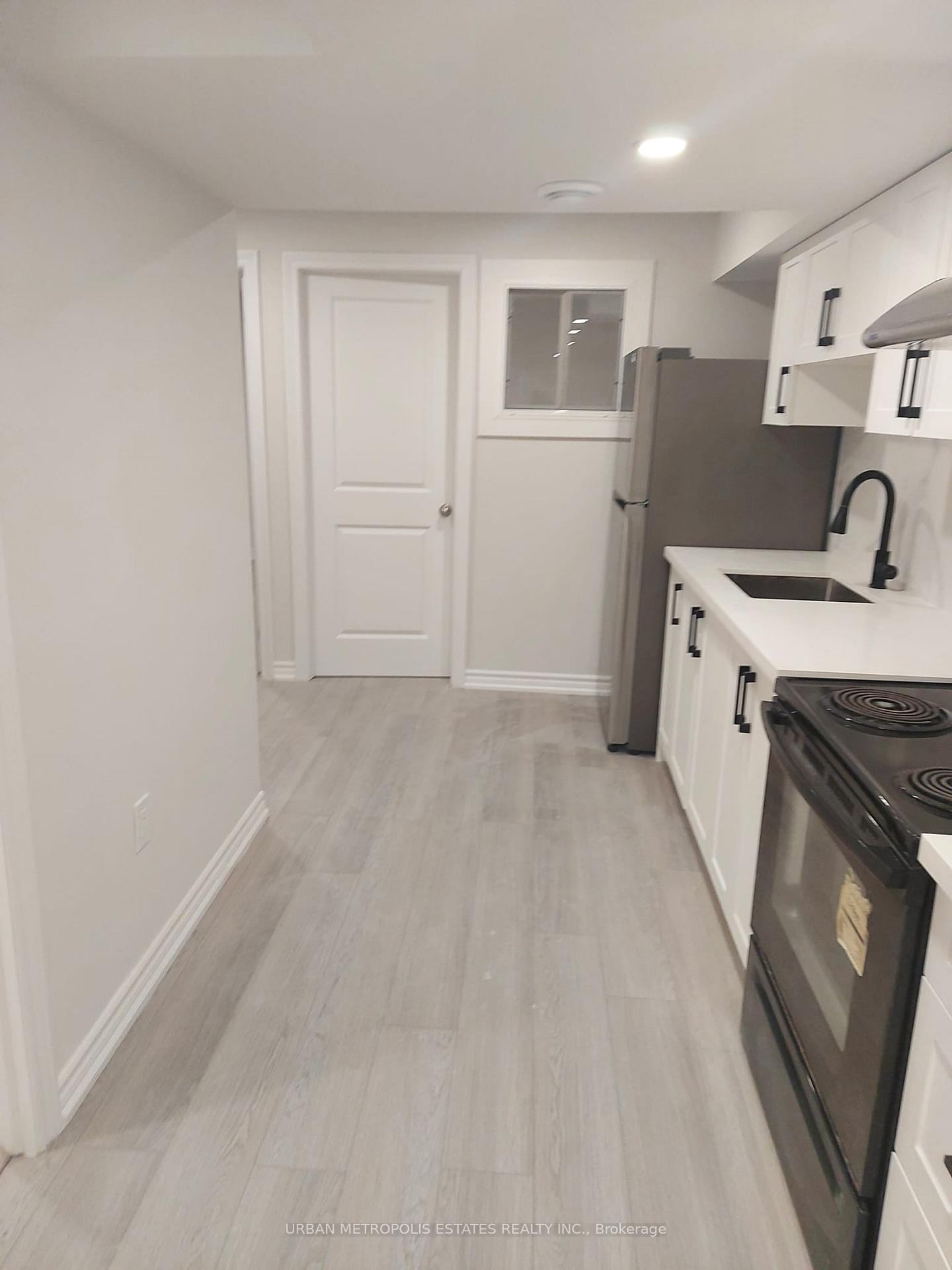 Photo 4 of Unit Basement, 56 Liam Lane, Markham, Cedarwood — HOMEH