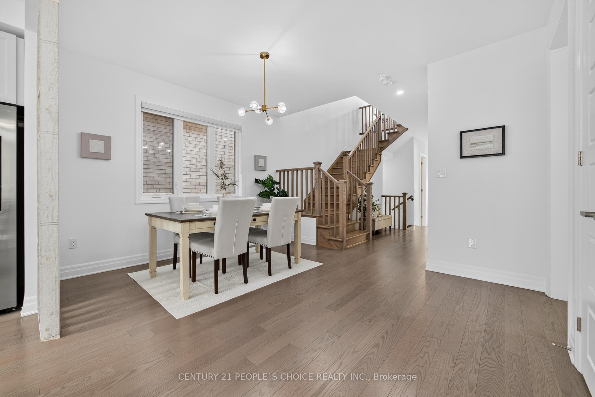 Photo 13 of 1297 Manitou Way, Milton, Bowes — HOMEH