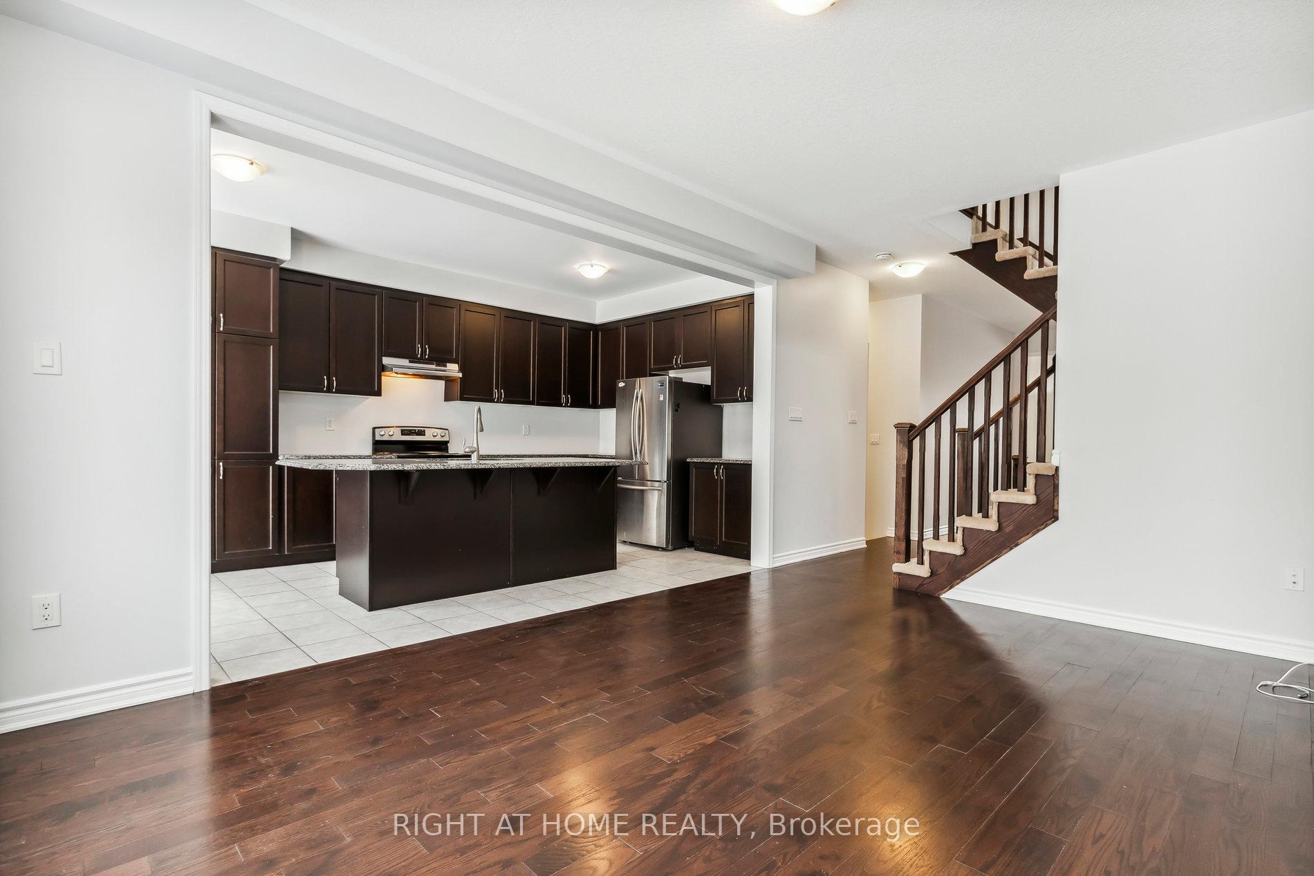 Photo 12 of 47 Watermill Street, Kitchener — HOMEH
