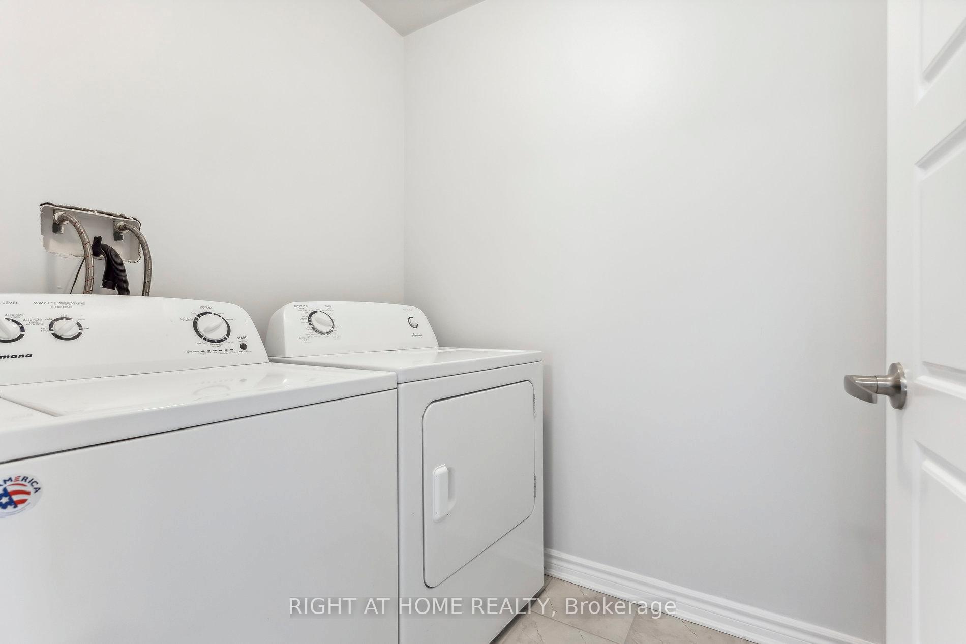 Photo 19 of 47 Watermill Street, Kitchener — HOMEH