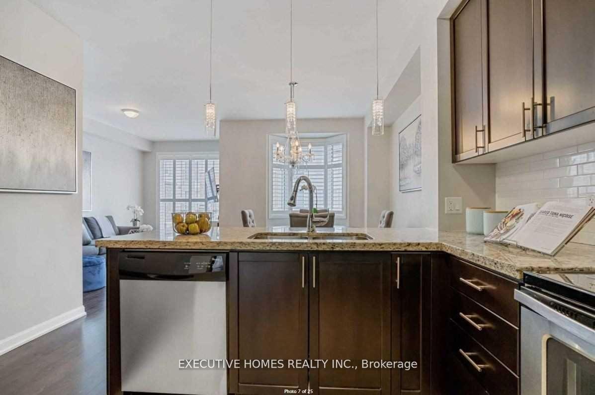Photo 8 of Unit 142, 165 Hampshire Way, Milton, Dempsey — HOMEH