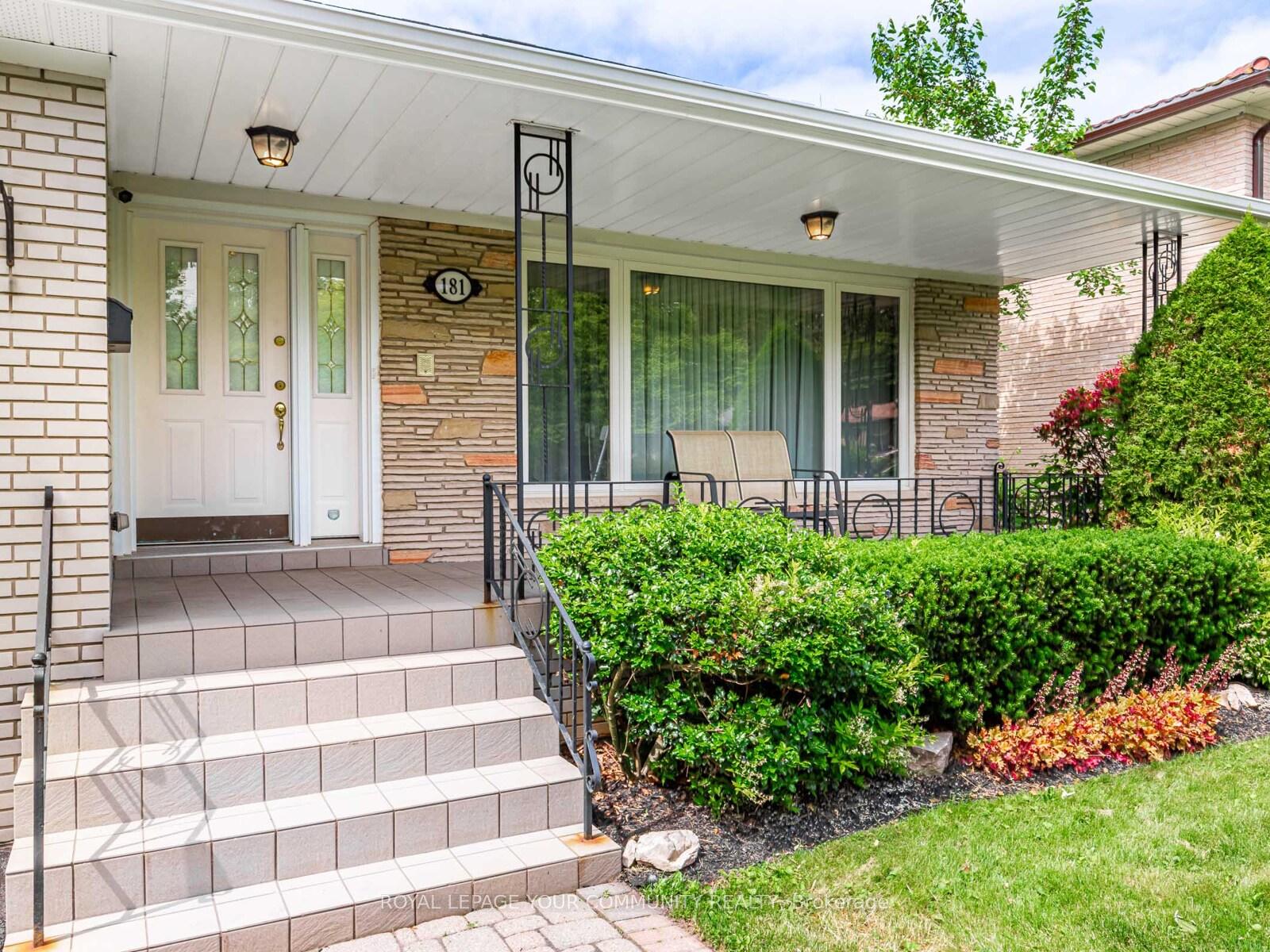 Photo 3 of 181 Kirk Drive, Markham, Royal Orchard — HOMEH