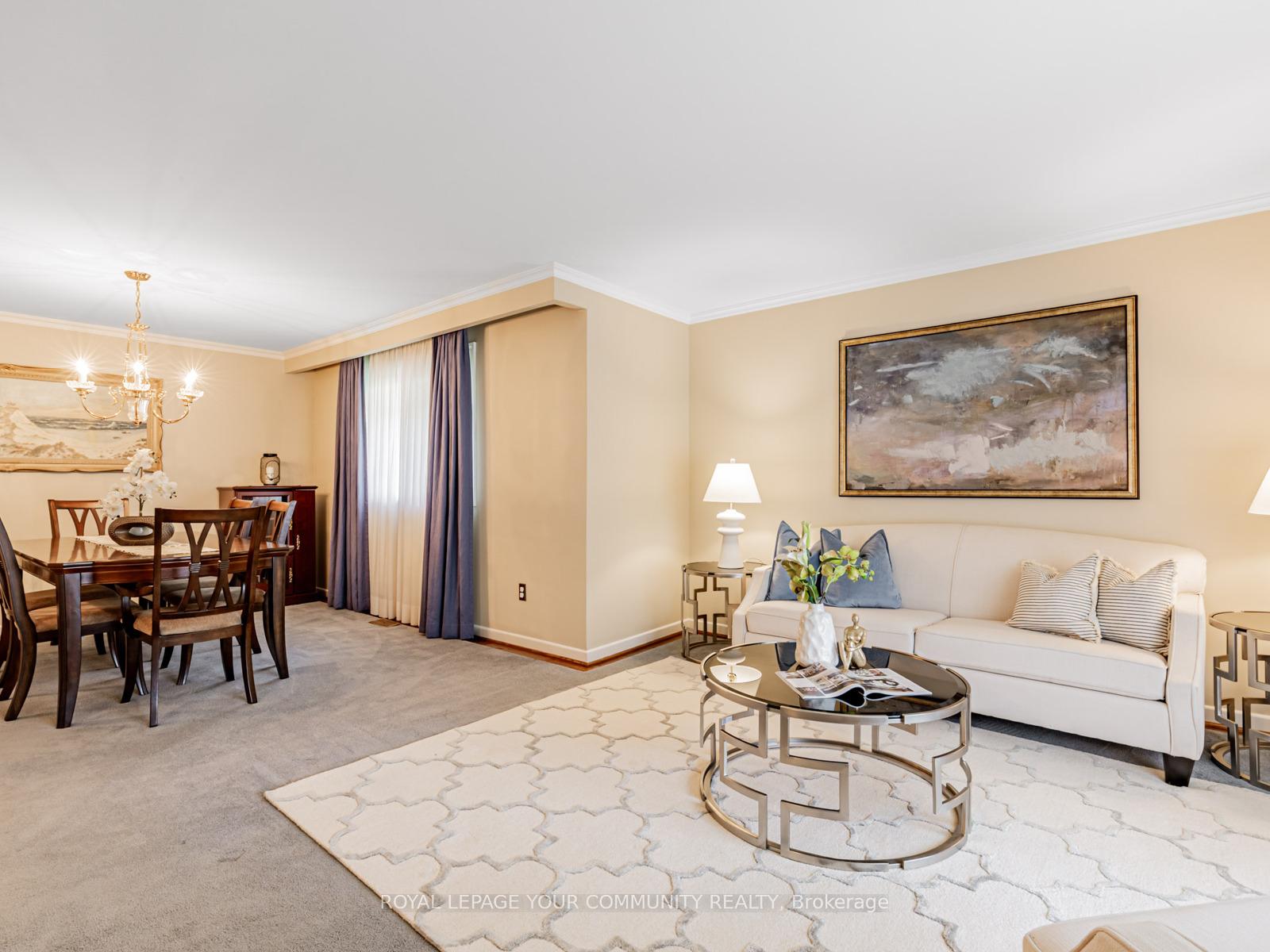 Photo 5 of 181 Kirk Drive, Markham, Royal Orchard — HOMEH