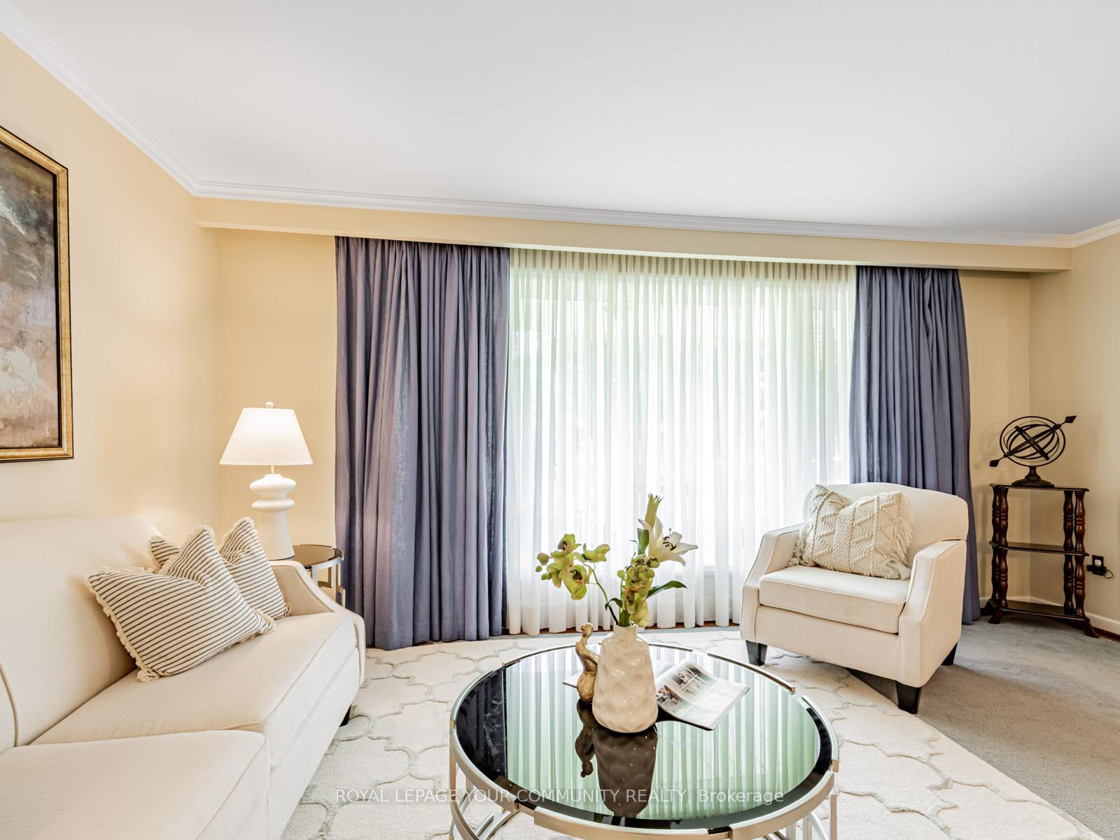 Photo 8 of 181 Kirk Drive, Markham, Royal Orchard — HOMEH