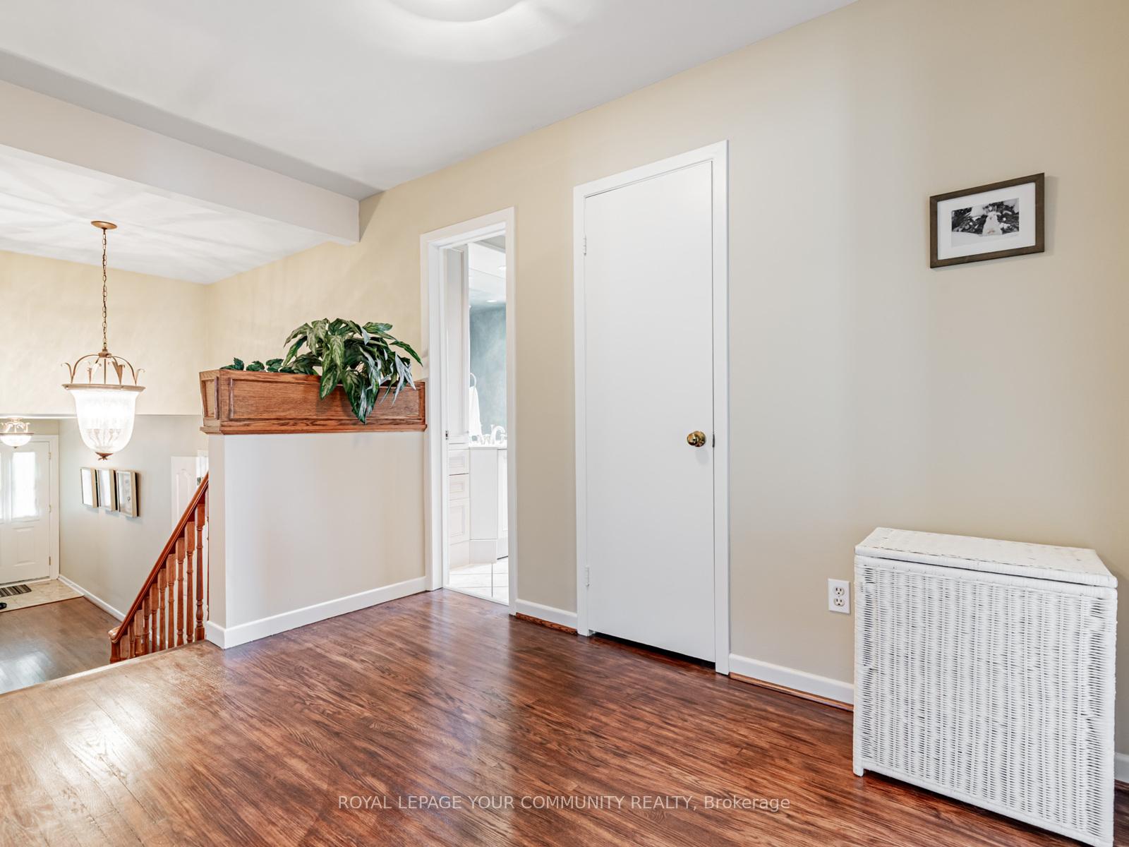 Photo 16 of 181 Kirk Drive, Markham, Royal Orchard — HOMEH