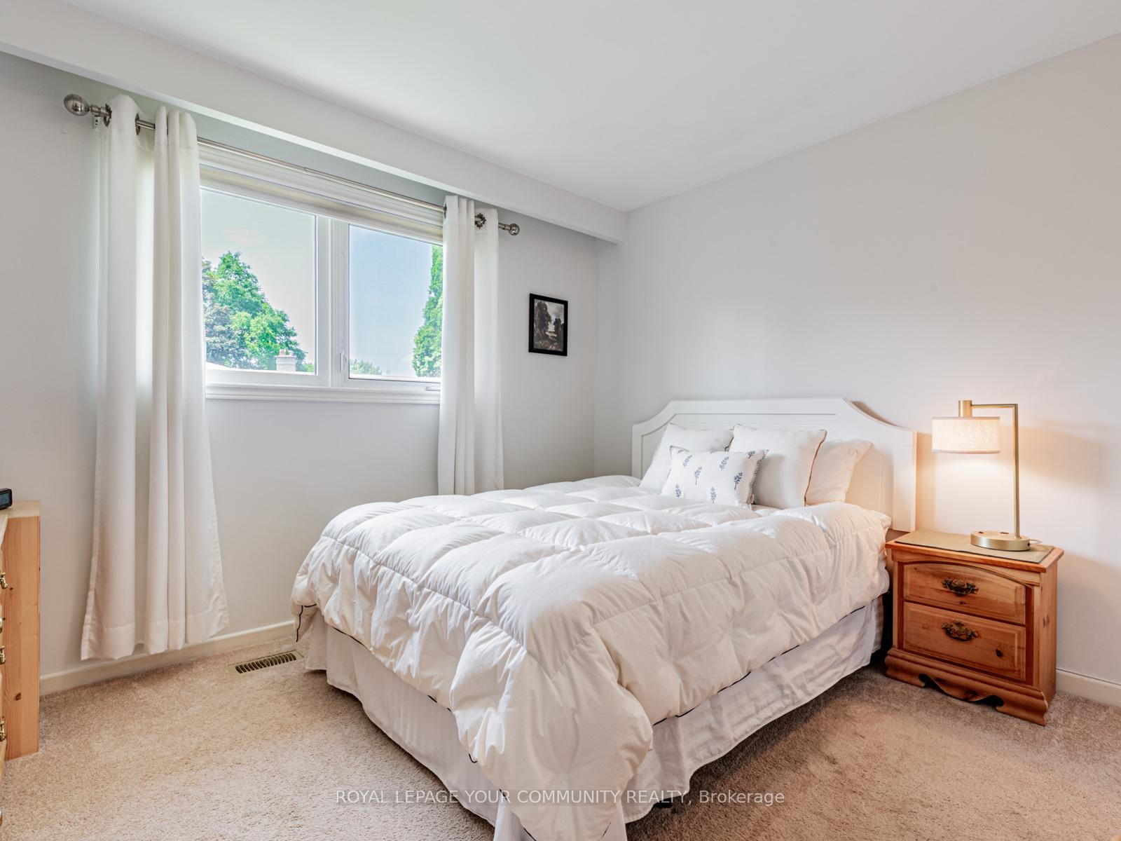 Photo 20 of 181 Kirk Drive, Markham, Royal Orchard — HOMEH