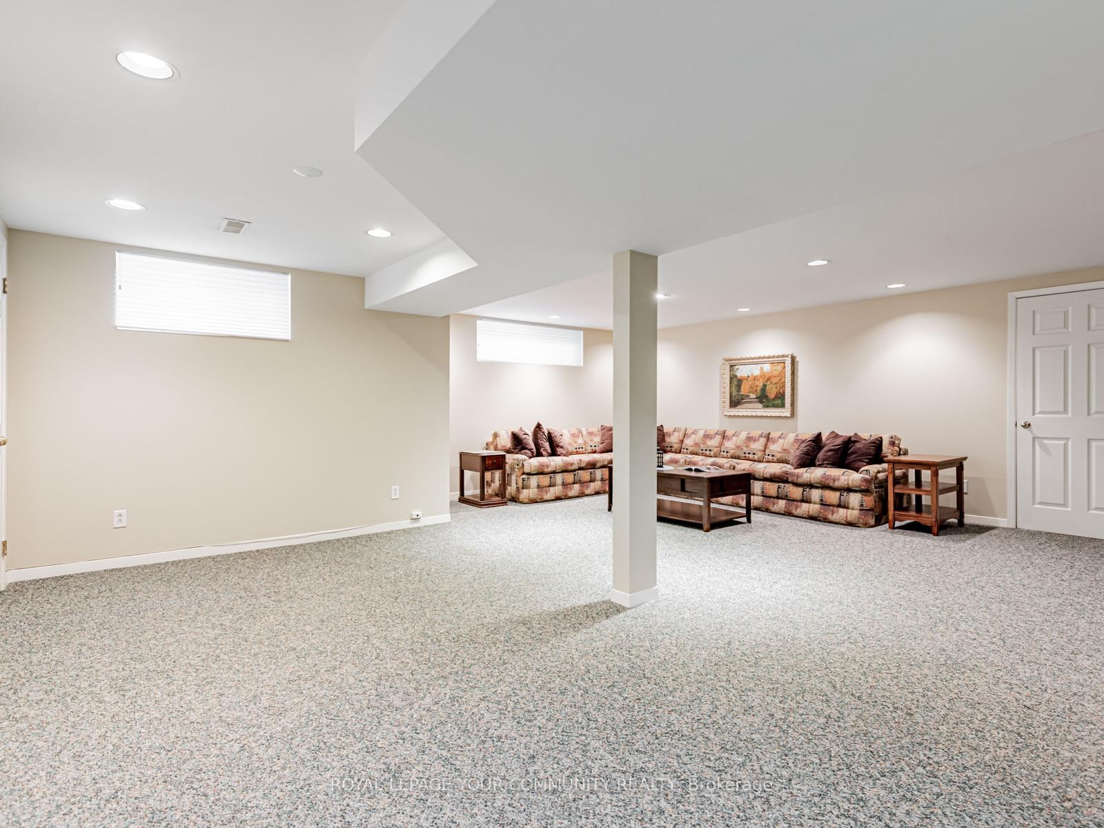 Photo 32 of 181 Kirk Drive, Markham, Royal Orchard — HOMEH